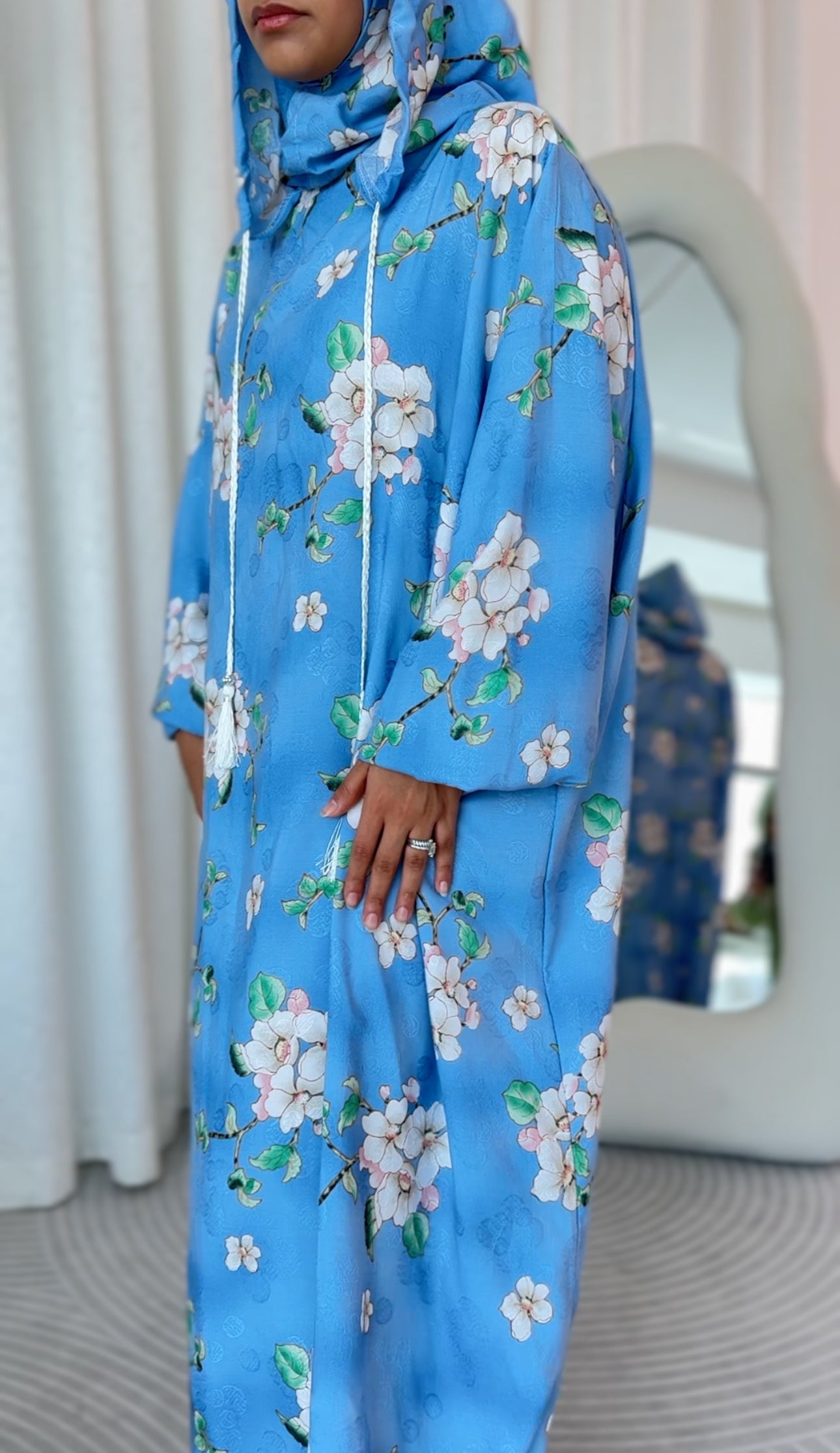 Blue and white orchid burqa