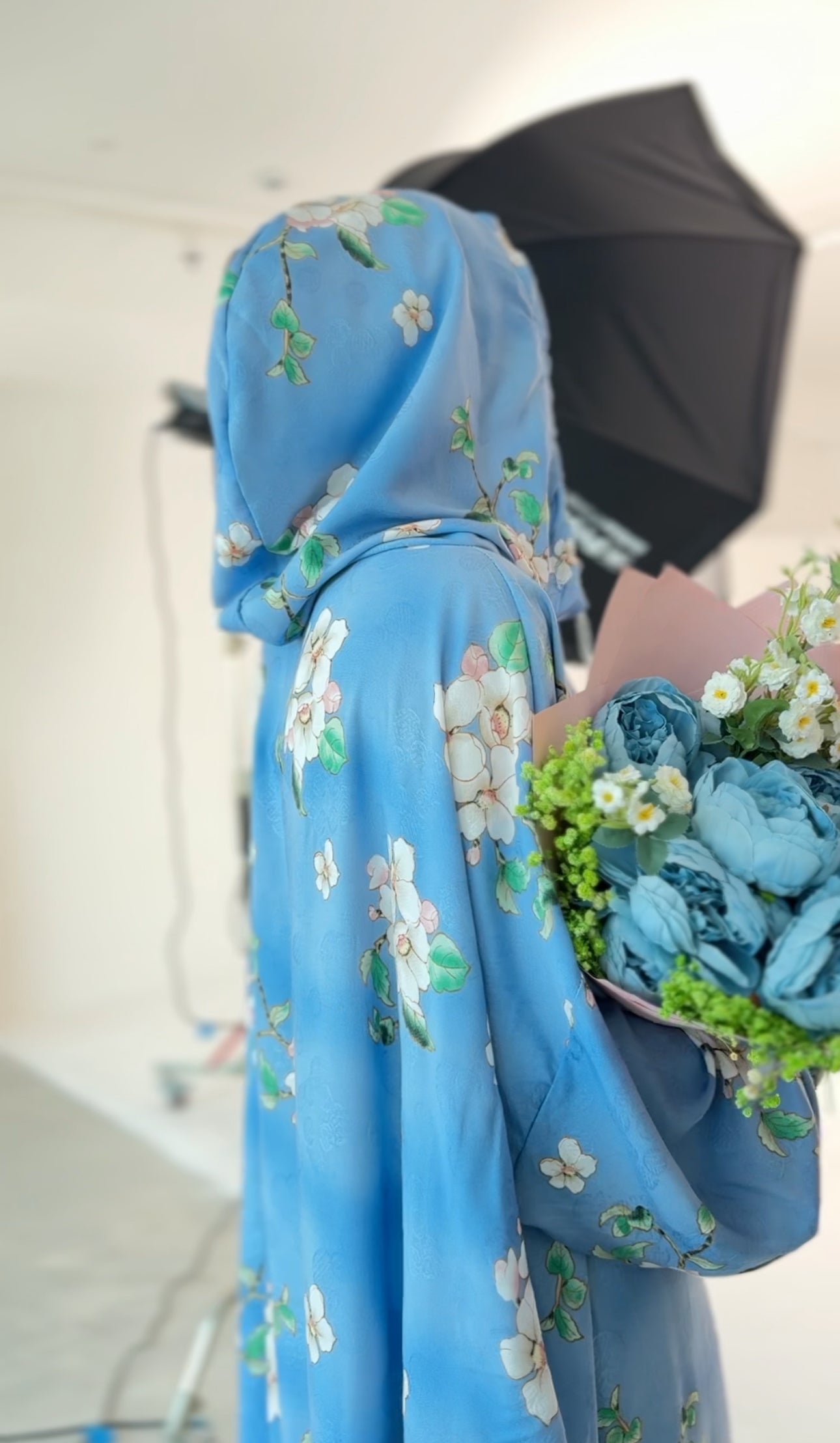 Blue and white orchid burqa
