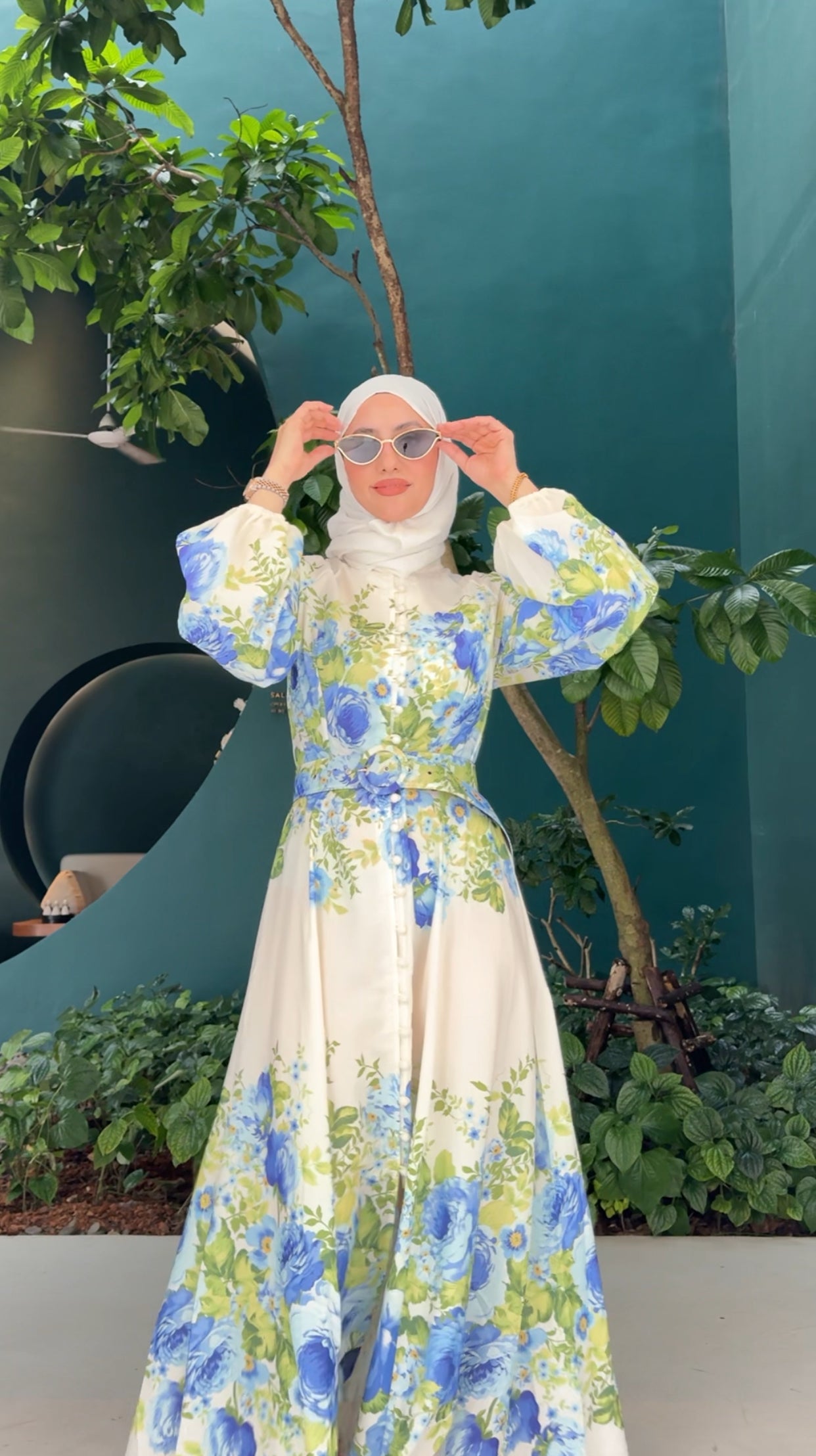 Blue and white floral 🦋 Eid dress