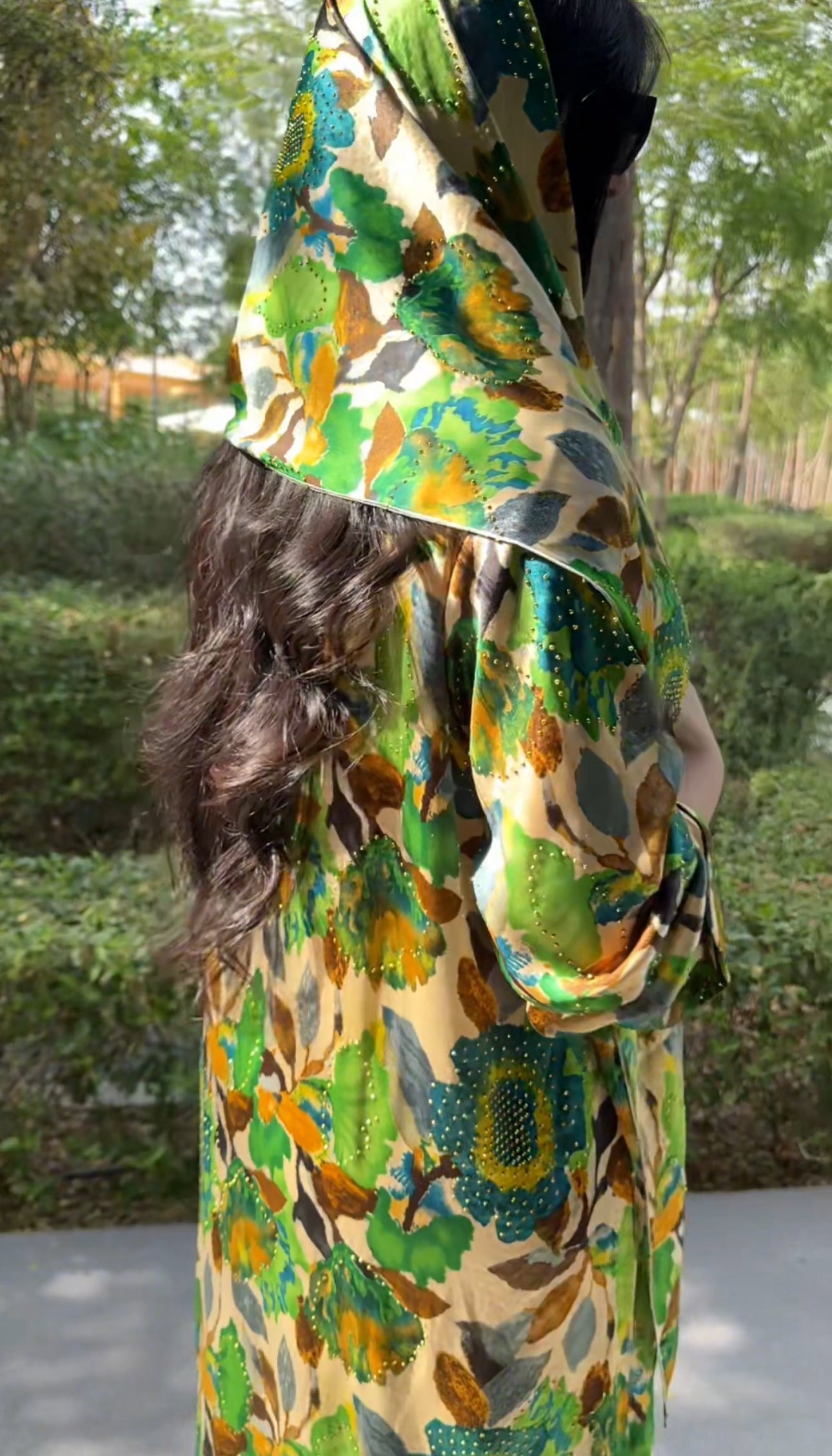 Green 🍏 floral Abayah with matching scarf