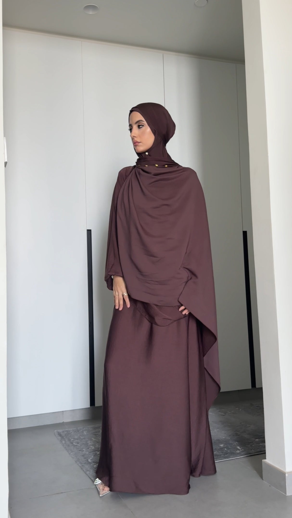 Anna Brown Long Scarf Abayah