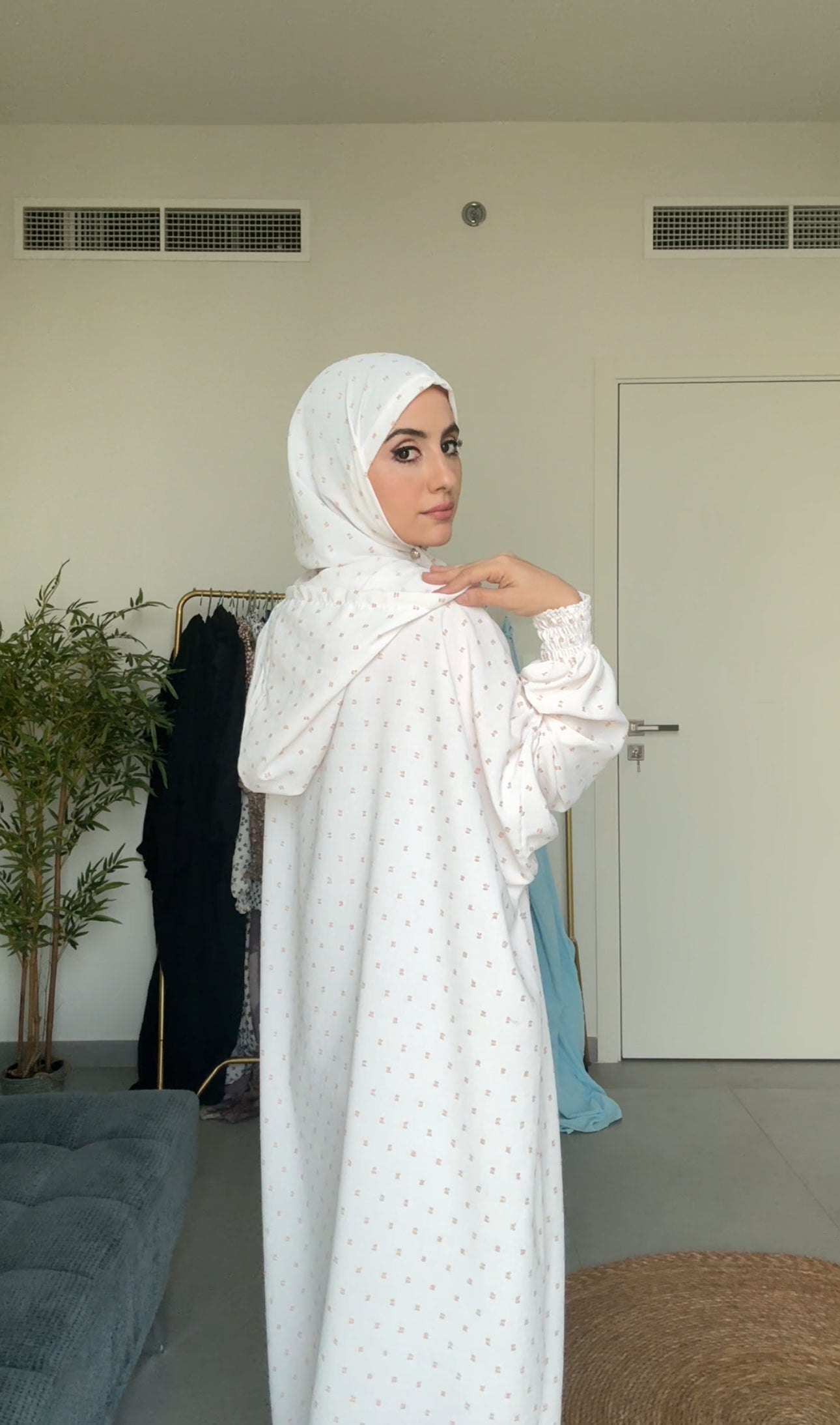 White burqa with beige dots