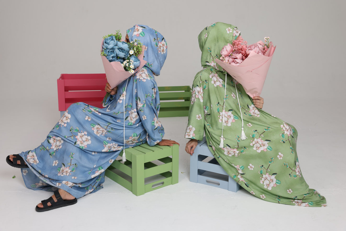 Blue and white orchid burqa