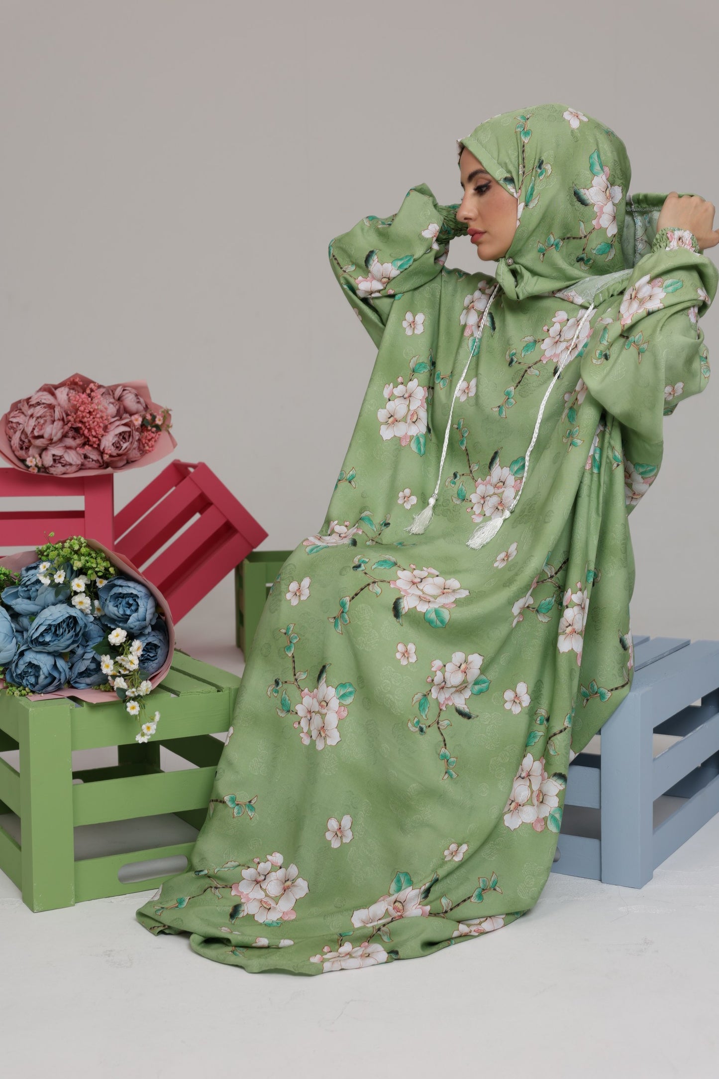 Blue and white orchid burqa