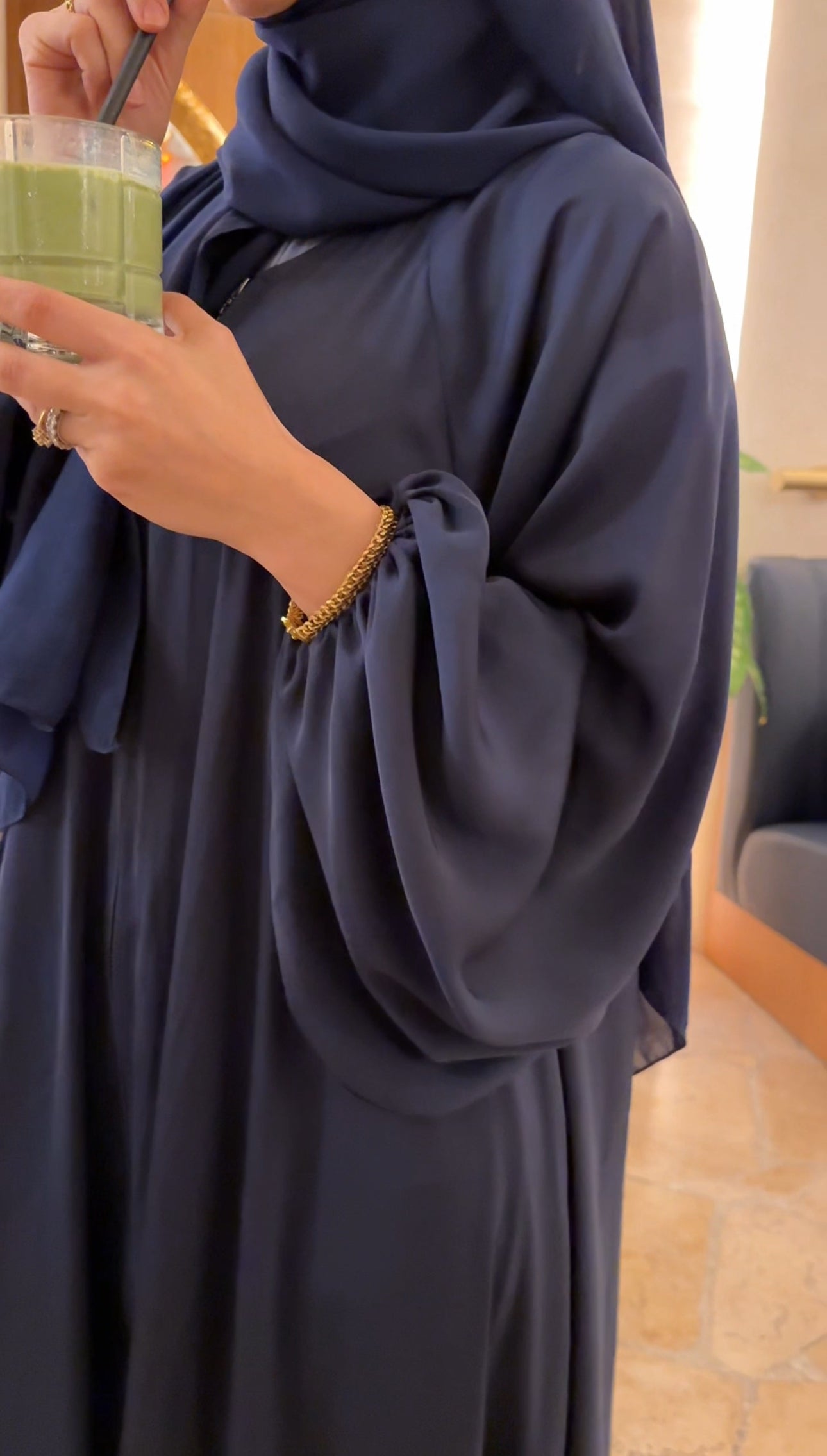 Navy flow abayah