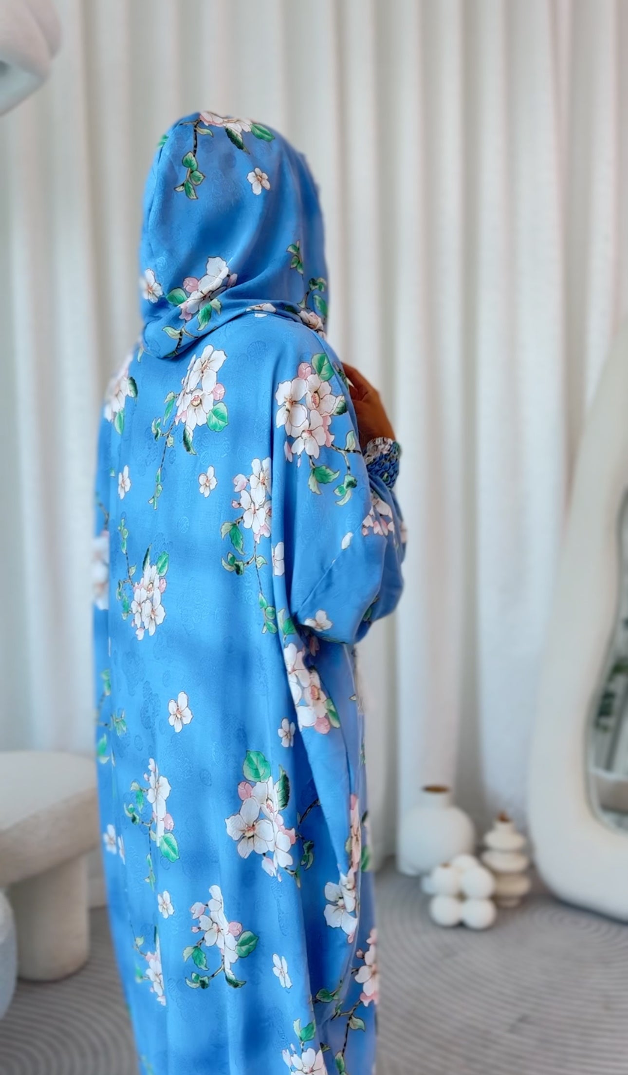 Blue and white orchid burqa