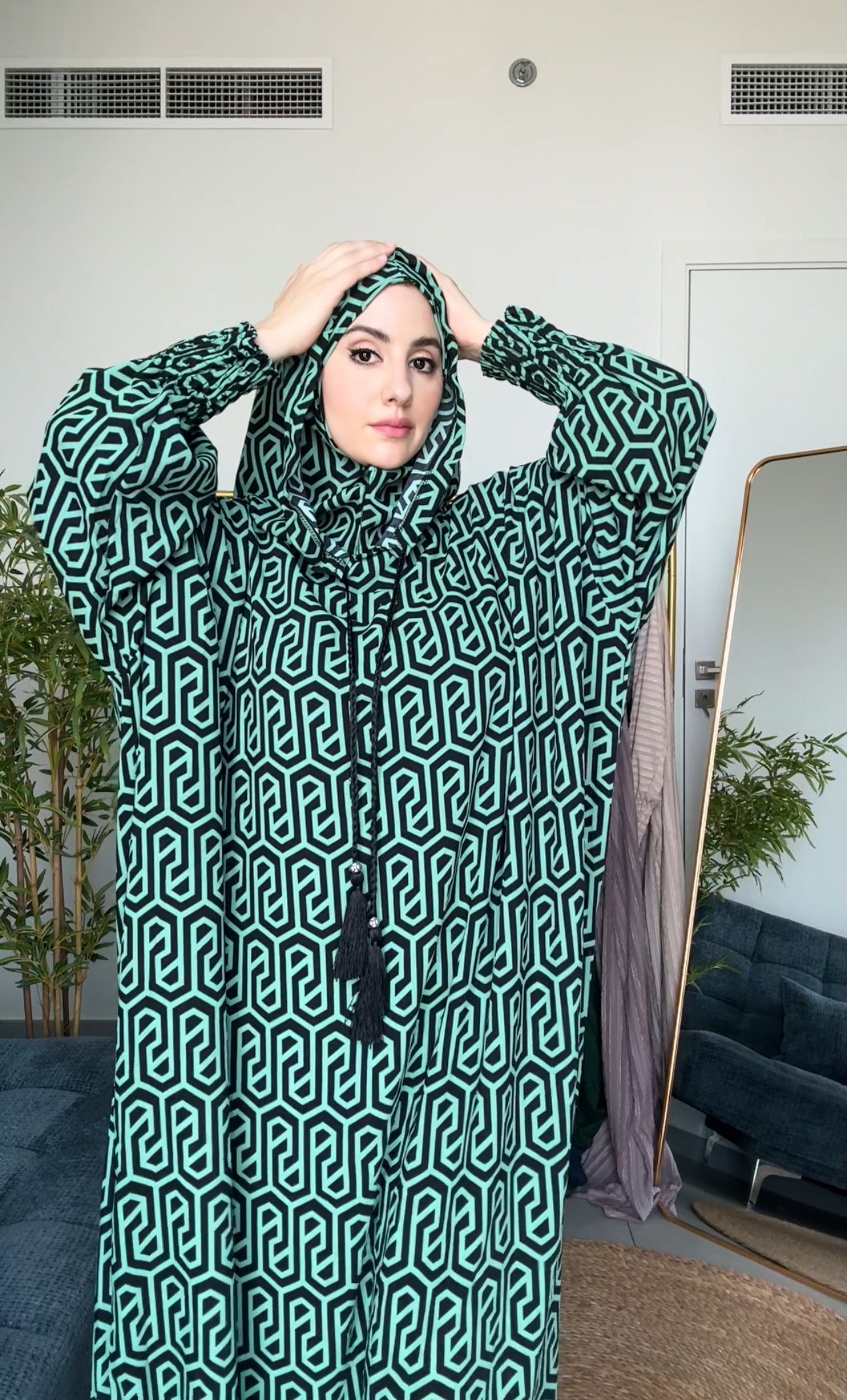 Green with black geometric lines burqa