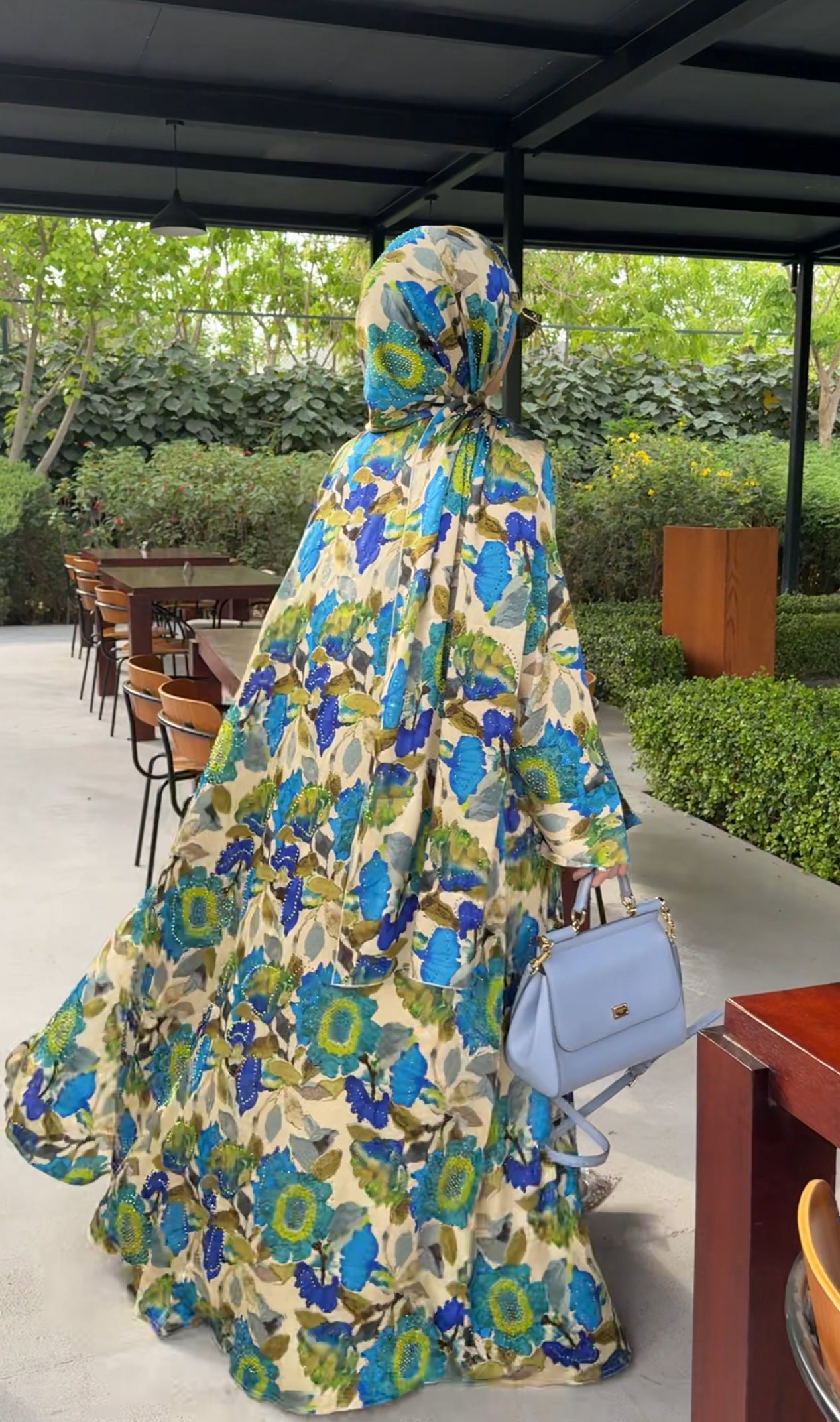 Blue 🦋 floral Abayah with matching scarf