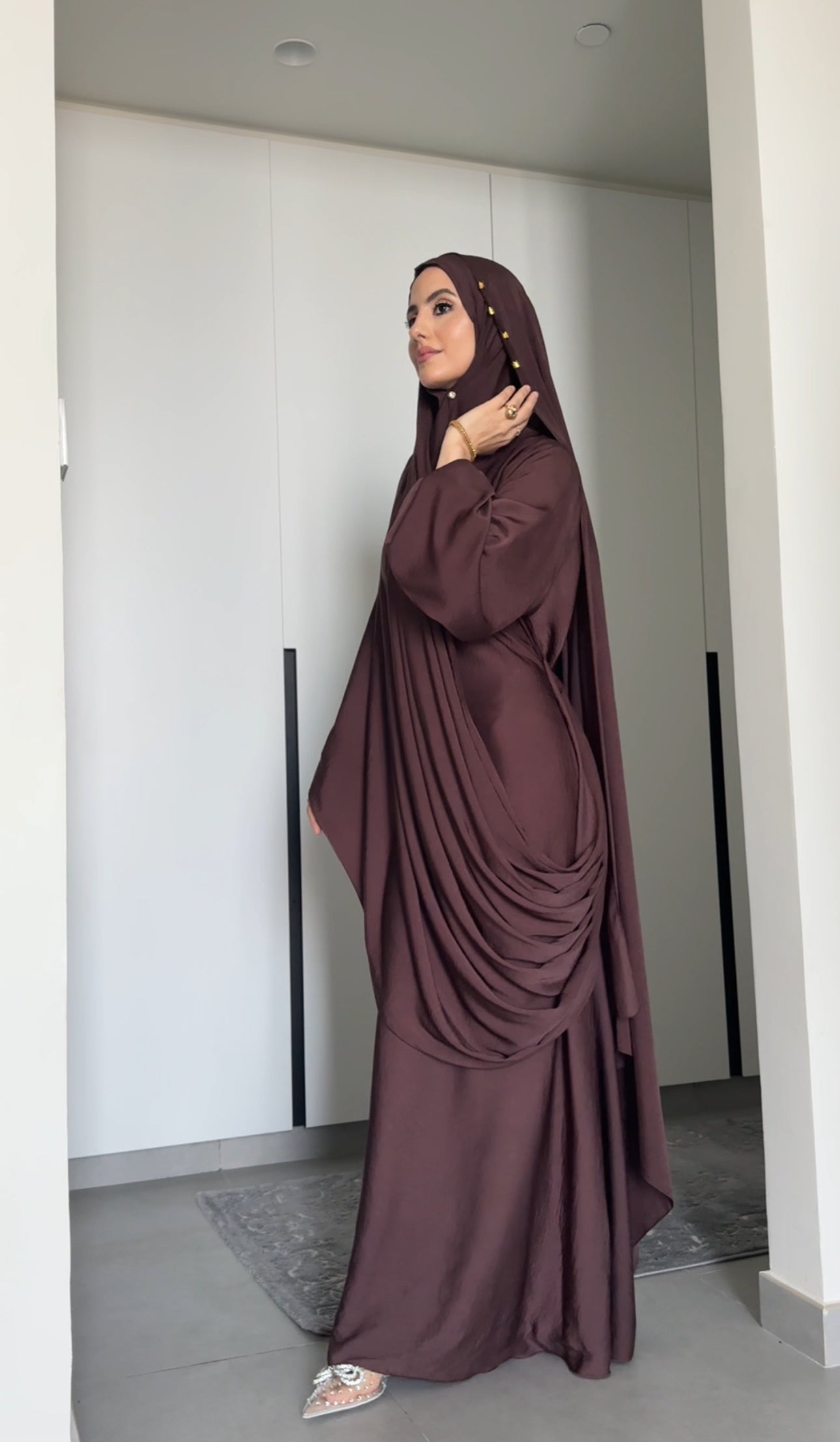 Anna Brown Long Scarf Abayah
