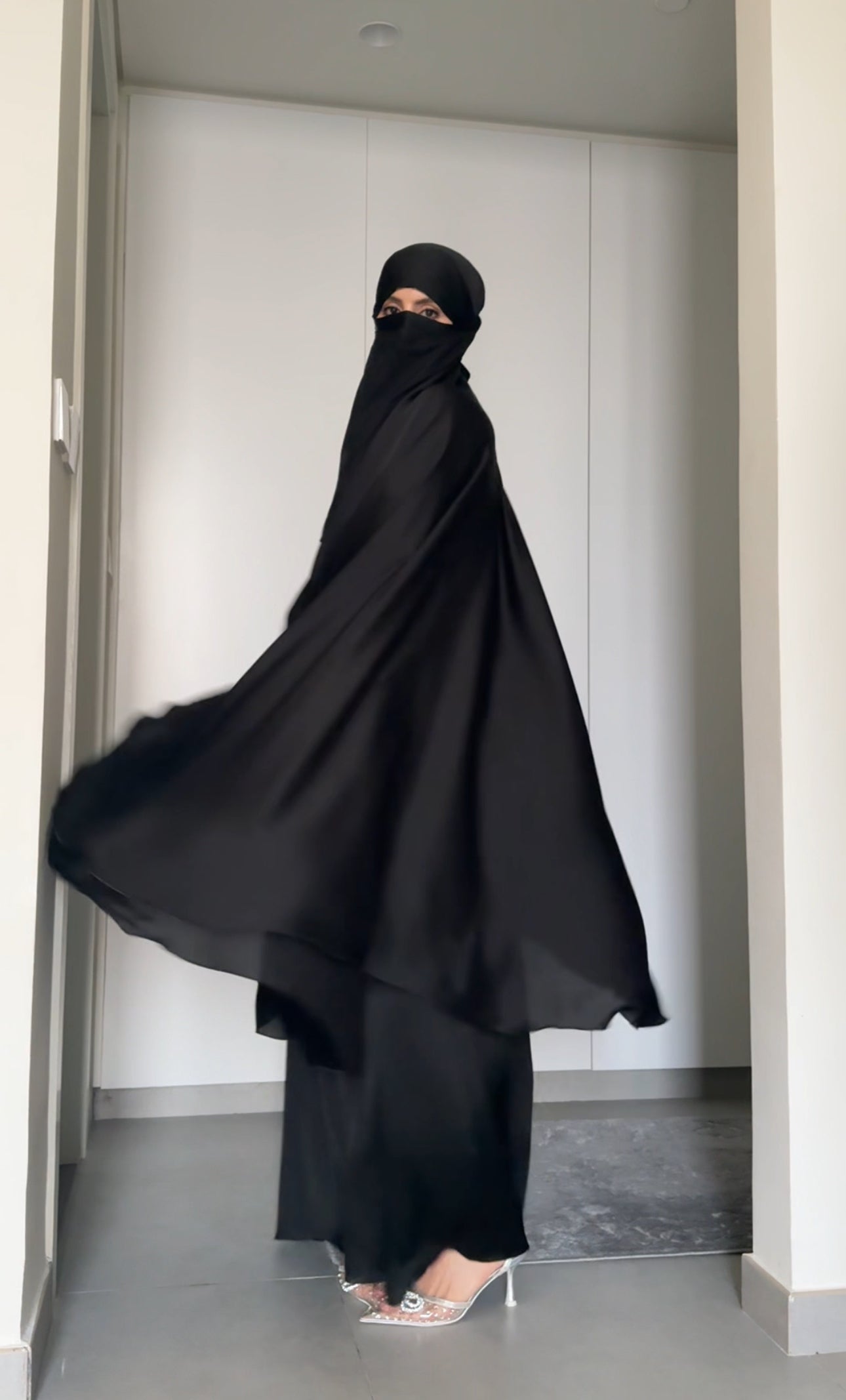 Two Piece Black Khimar, with long scarf and short sleeve inner