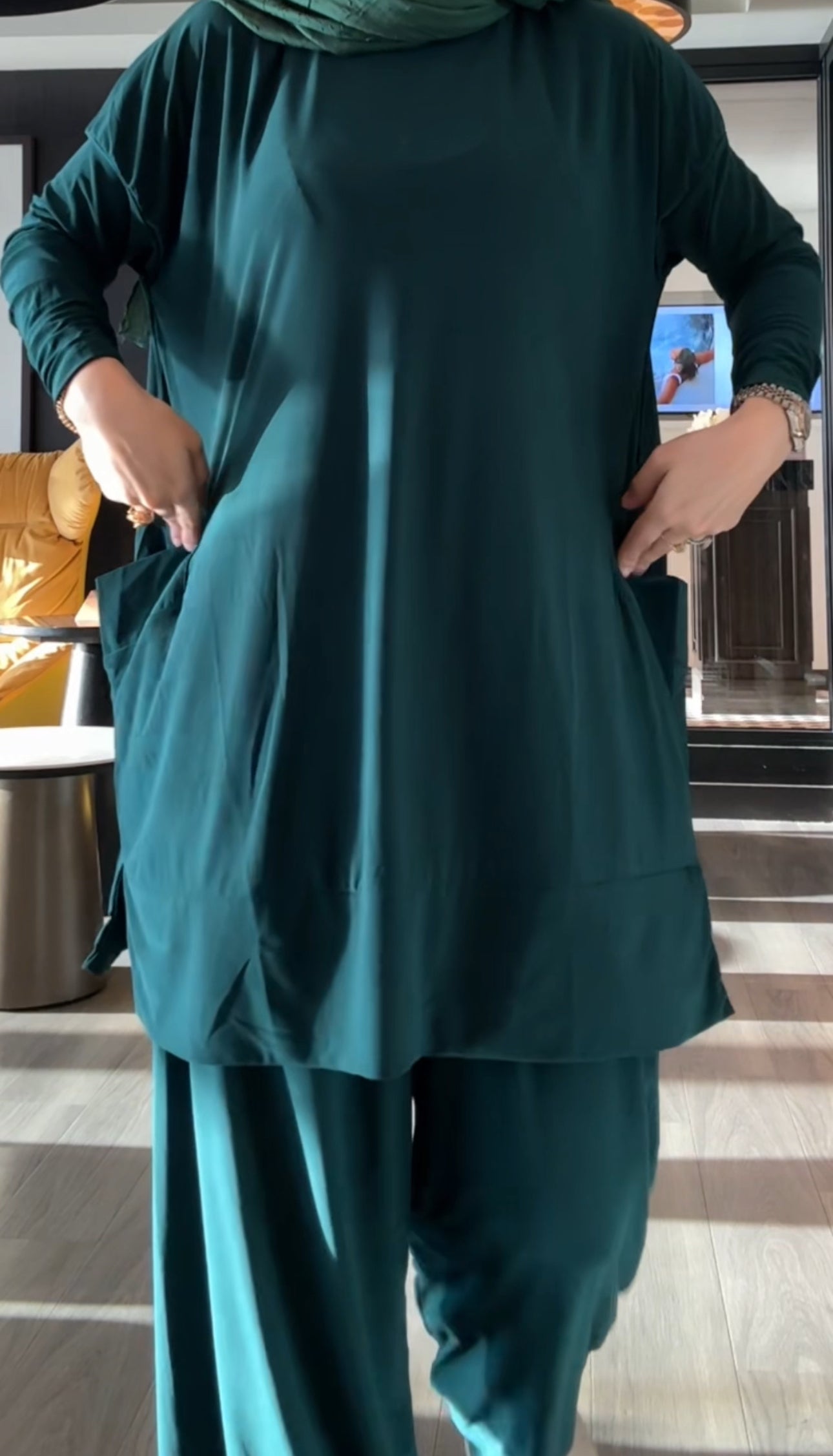 Green pocket stretch fabric set