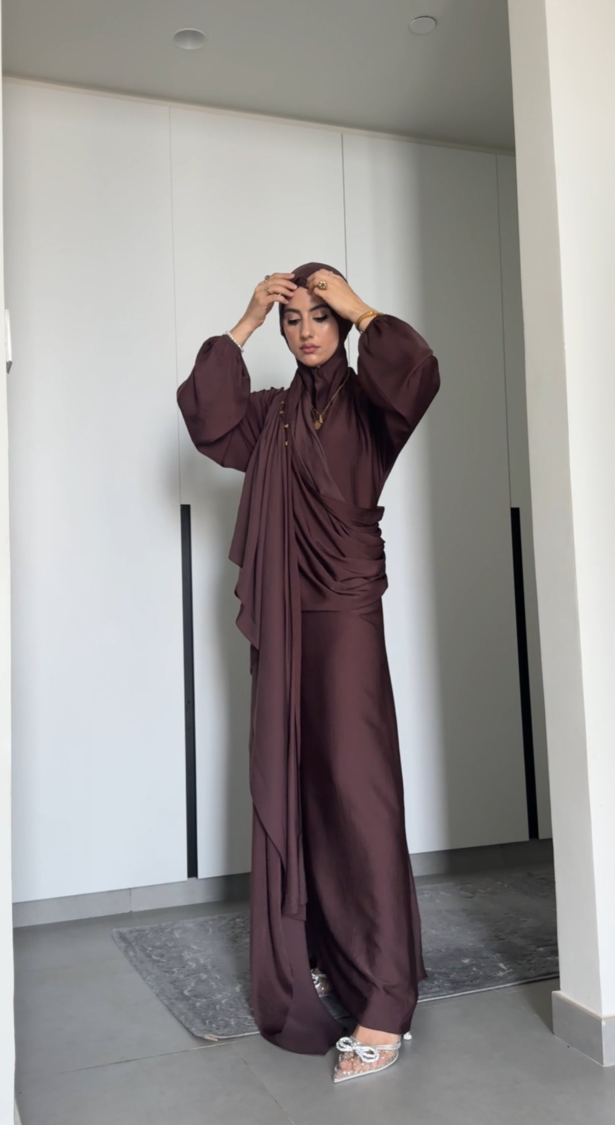 Anna Brown Long Scarf Abayah