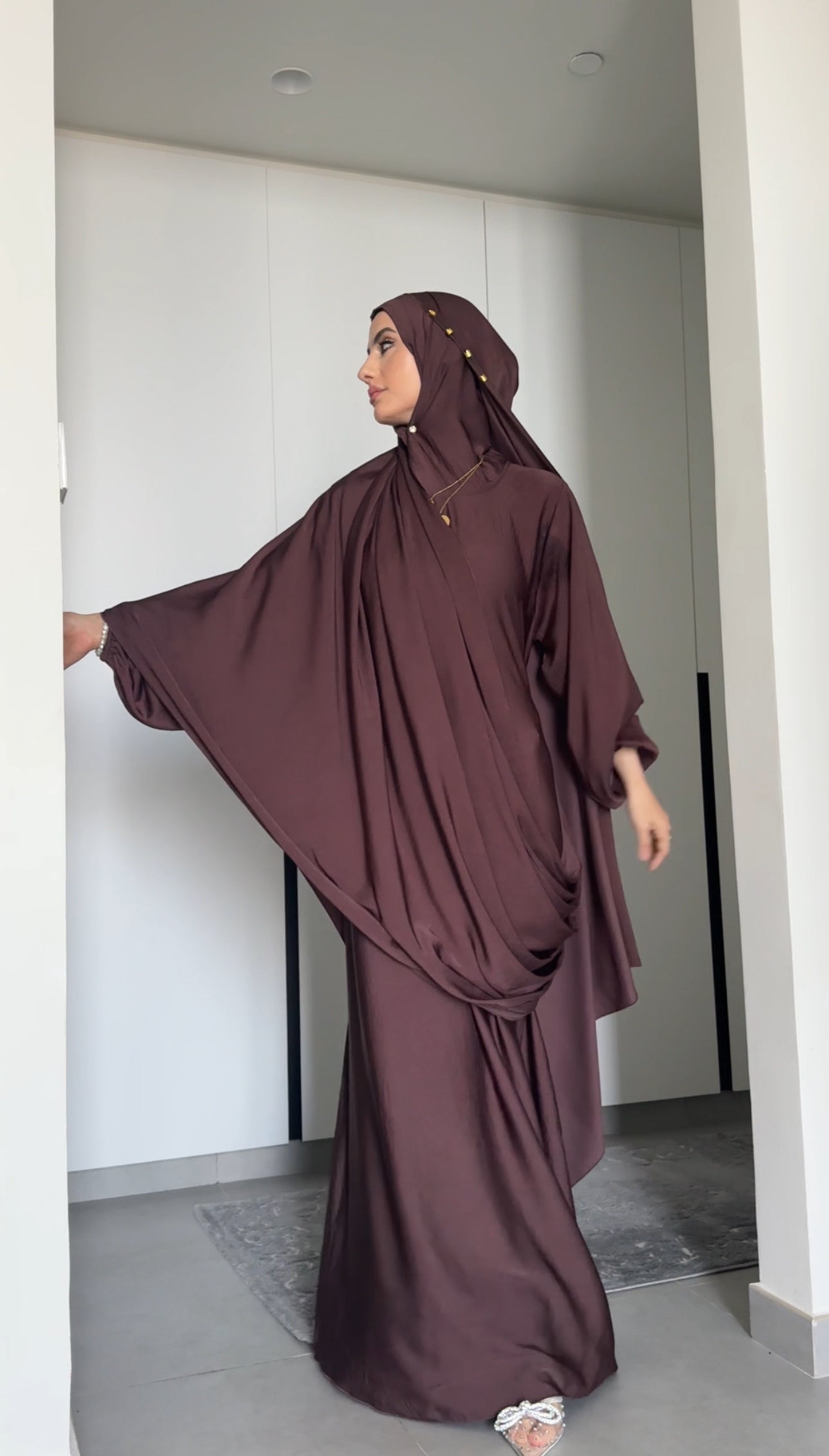 Anna Brown Long Scarf Abayah