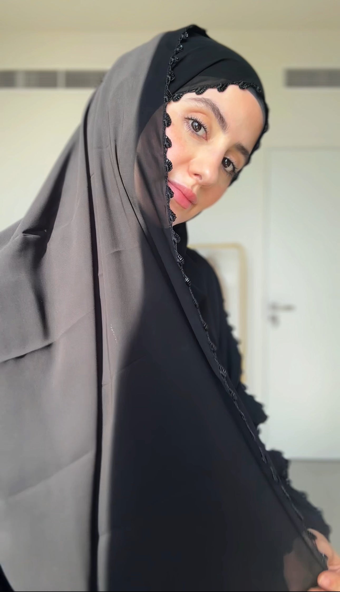 Black Zoom Abayah with Embrodiery detail