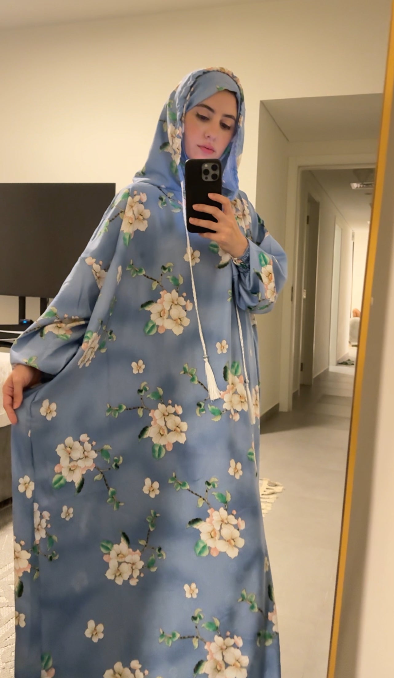 Blue and white orchid burqa