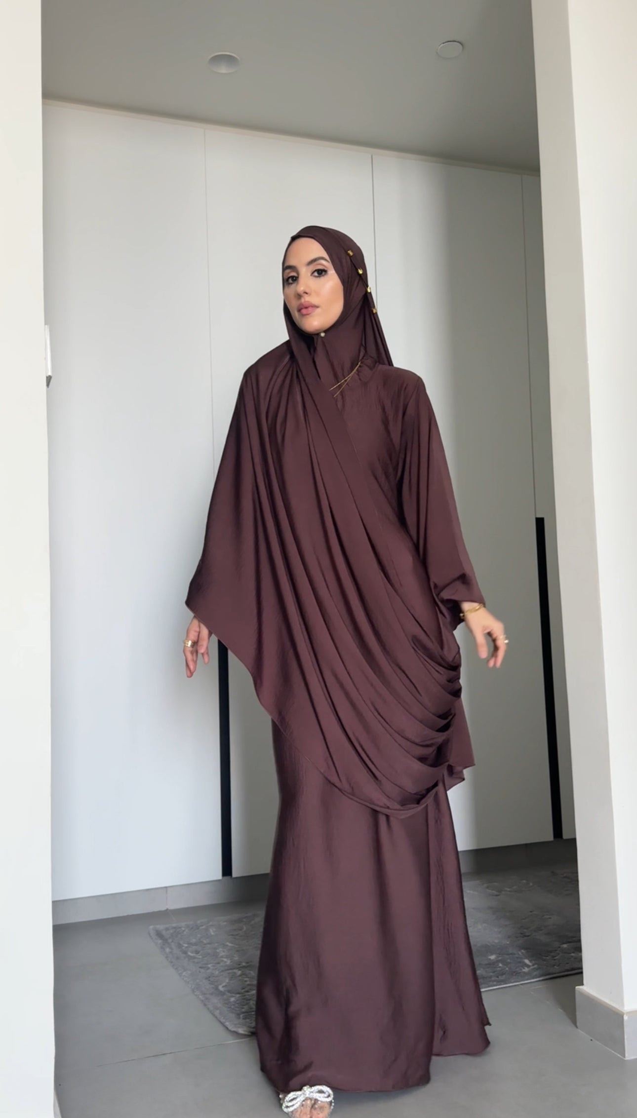 Anna Brown Long Scarf Abayah