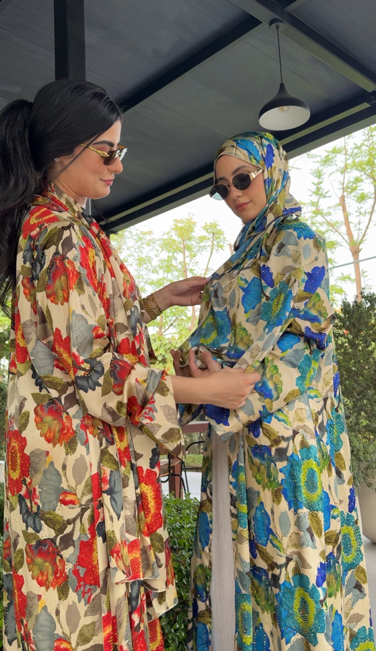 Blue 🦋 floral Abayah with matching scarf