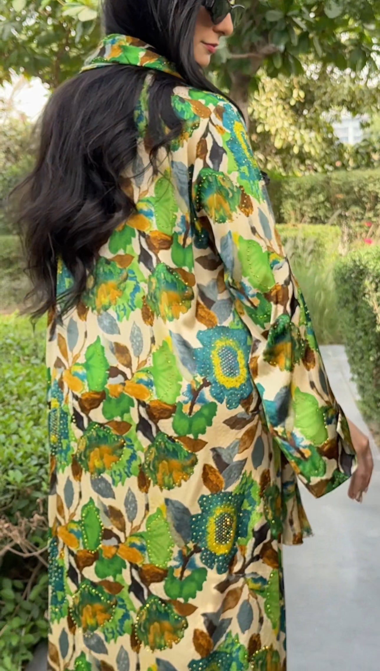 Green 🍏 floral Abayah with matching scarf