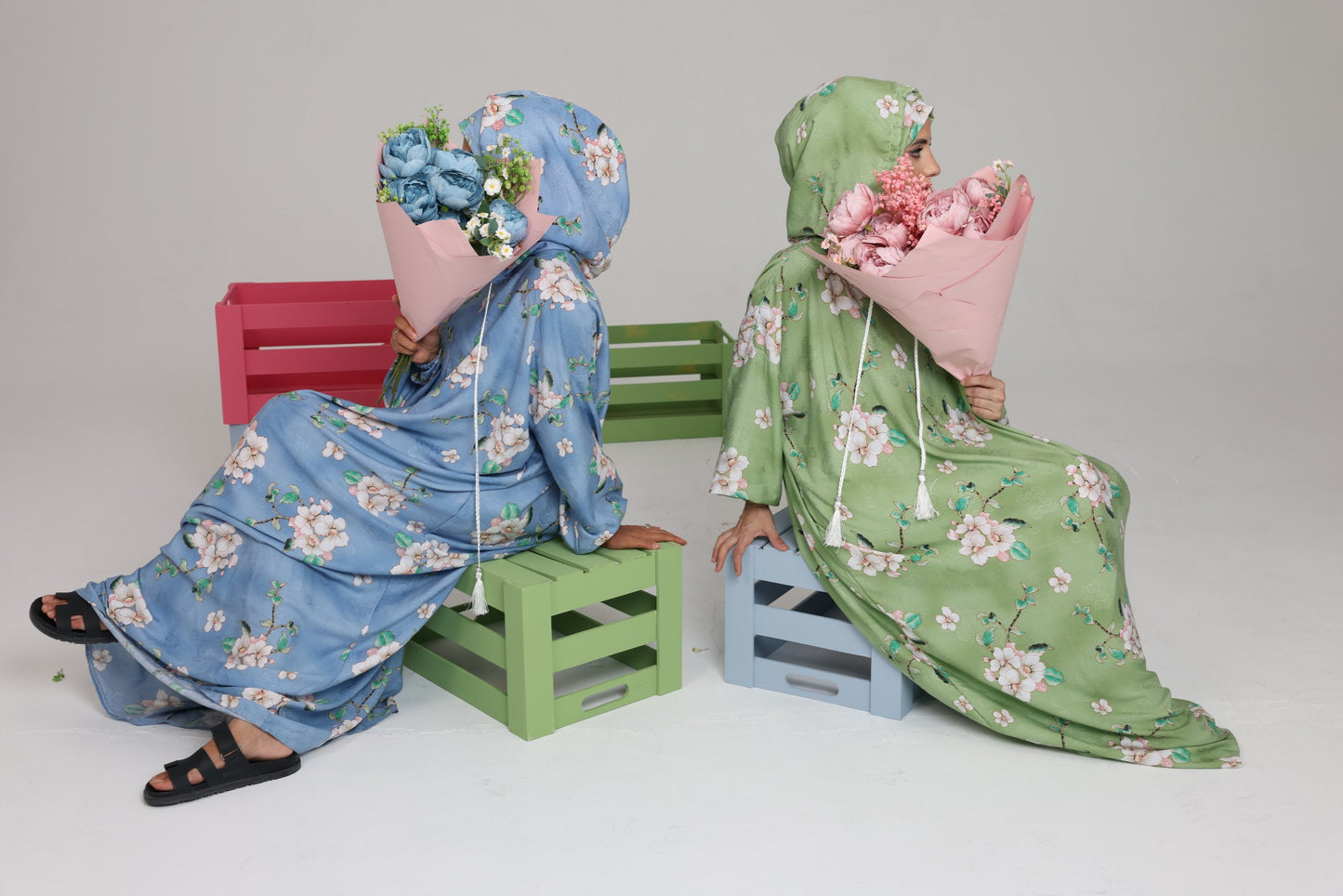 Blue and white orchid burqa