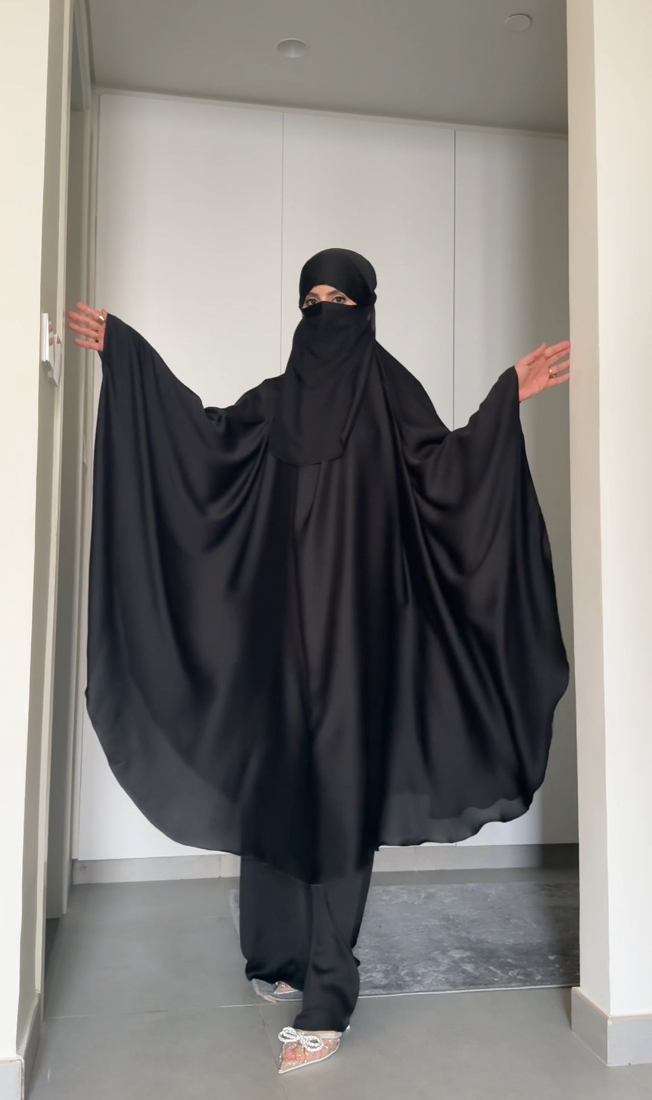 Two Piece Black Khimar, with long scarf and short sleeve inner