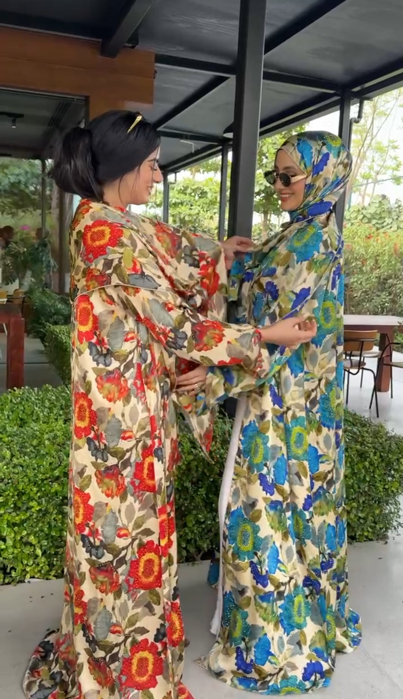 Blue 🦋 floral Abayah with matching scarf