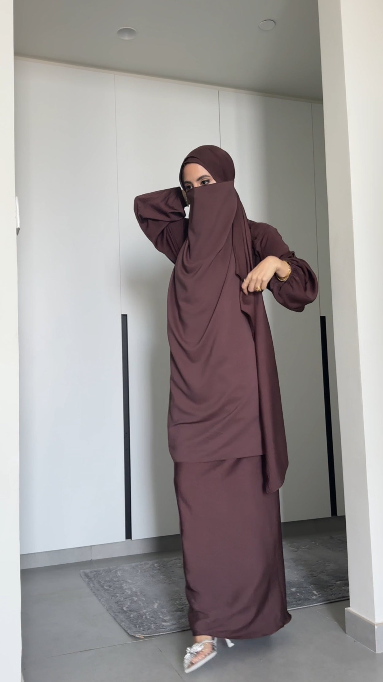 Anna Brown Long Scarf Abayah