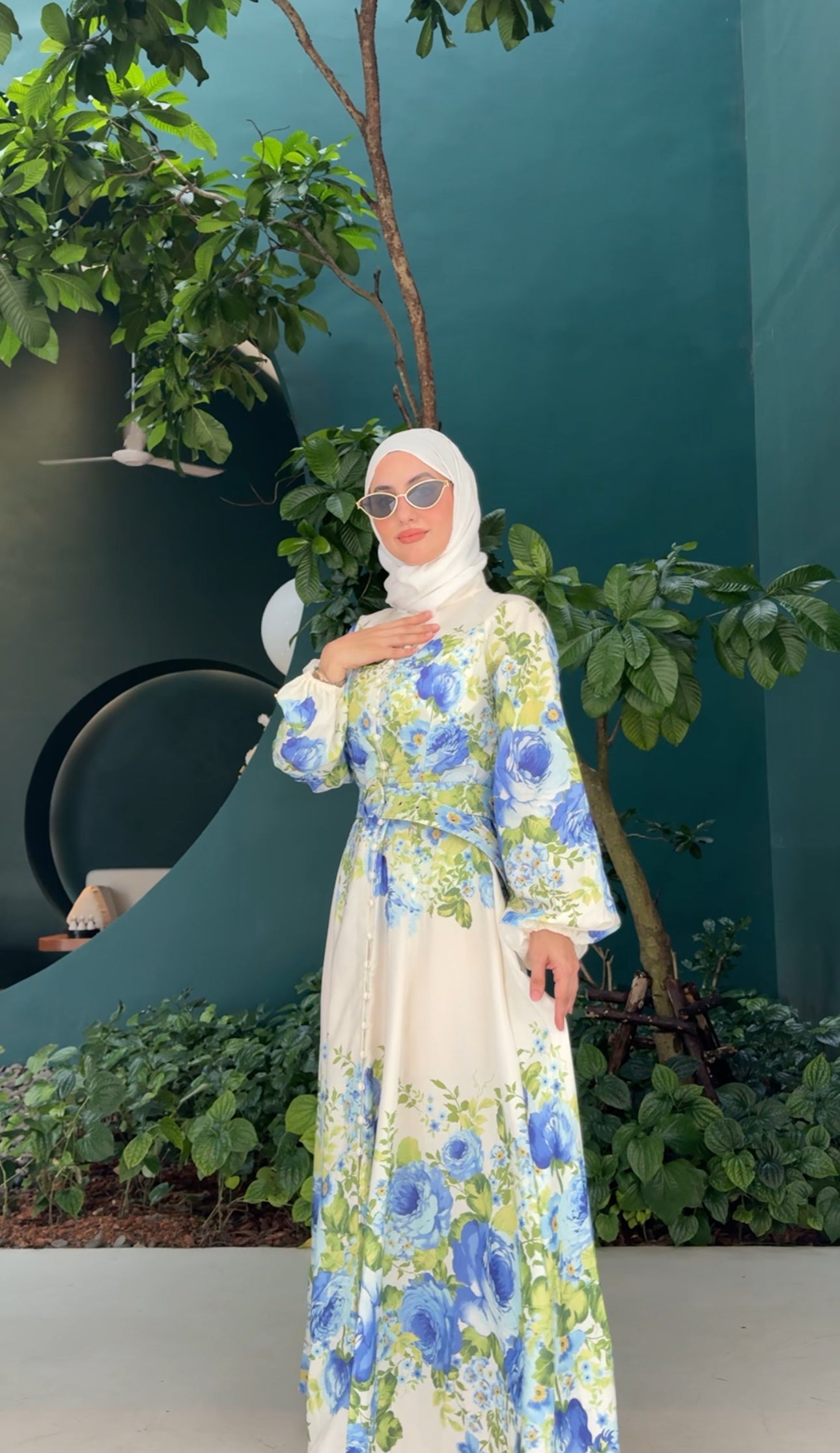 Blue and white floral 🦋 Eid dress