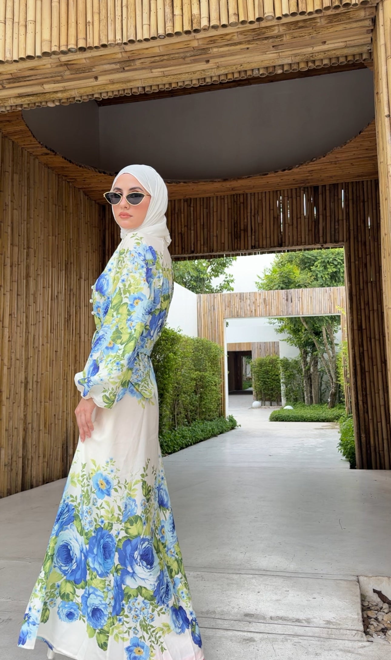 Blue and white floral 🦋 Eid dress