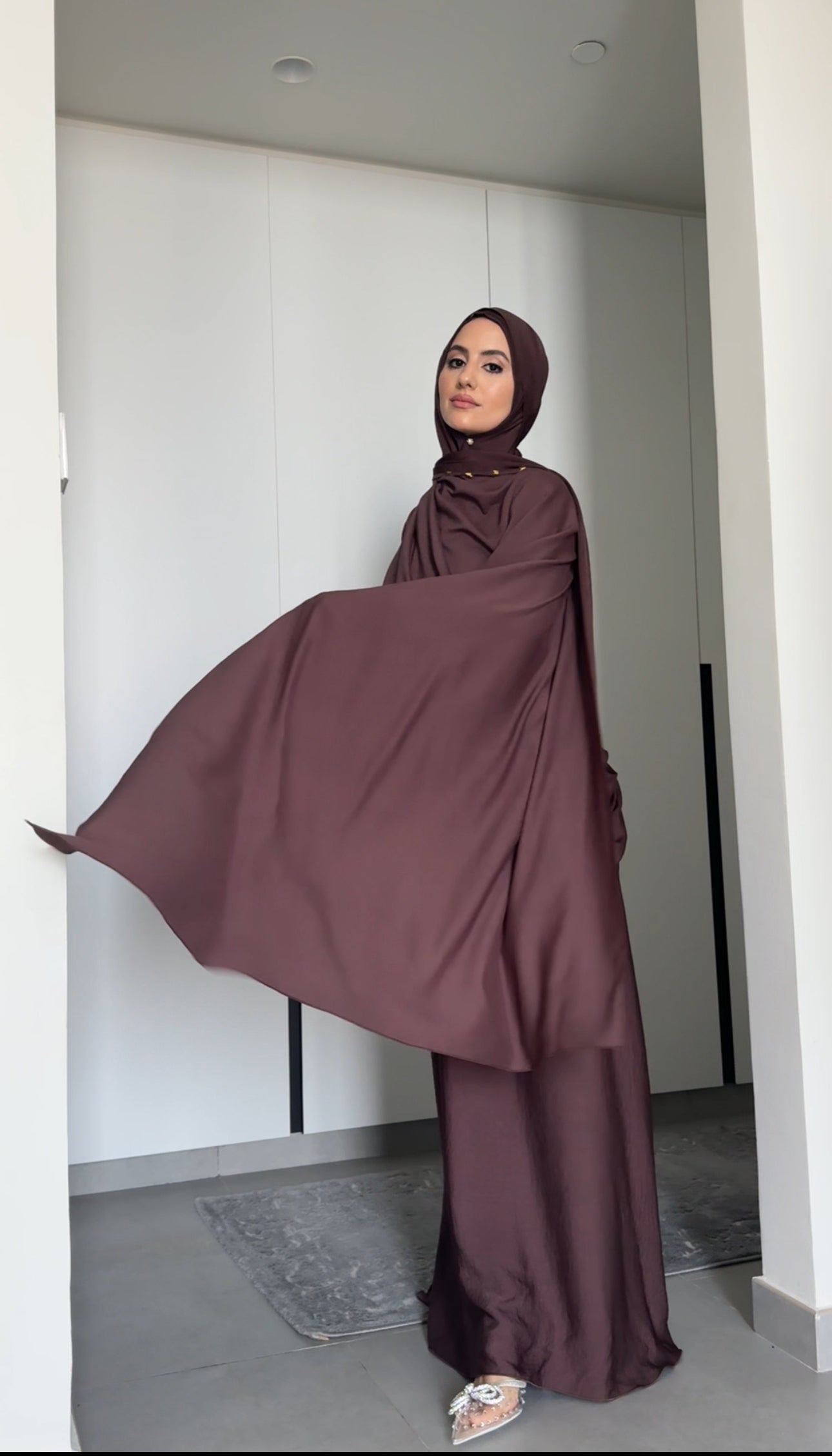 Anna Brown Long Scarf Abayah