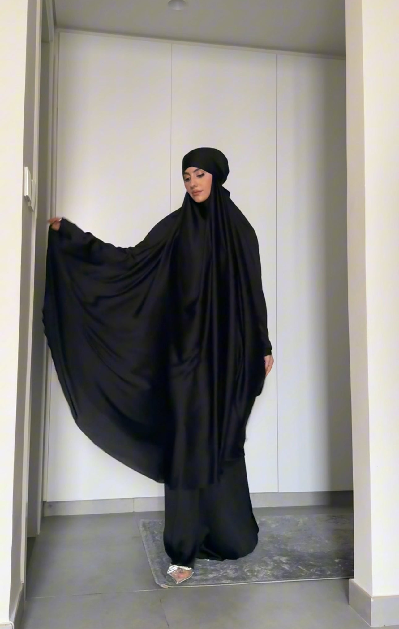 Two Piece Black Khimar, with long scarf and short sleeve inner