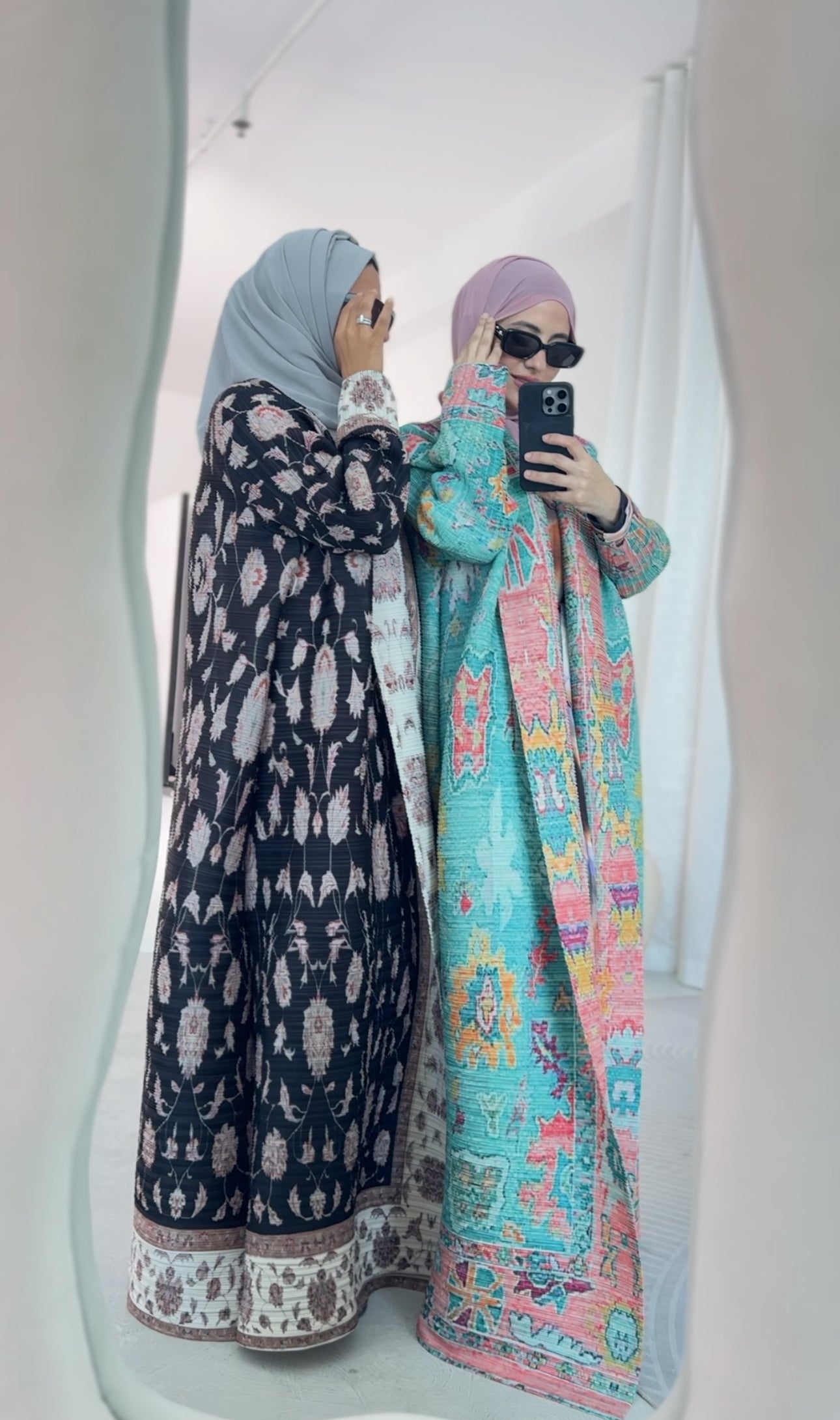 Black & Beige Bouncy Abayah