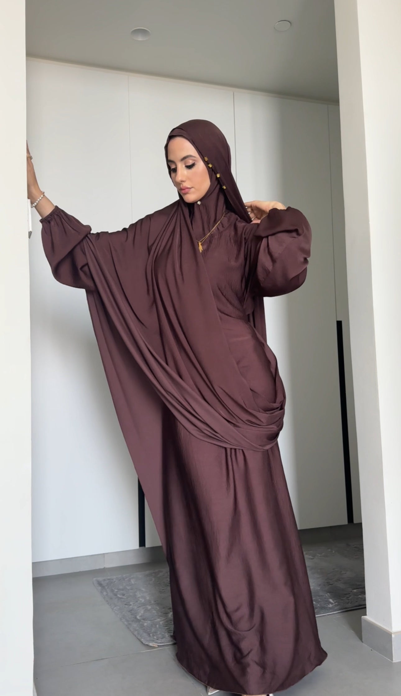 Anna Brown Long Scarf Abayah