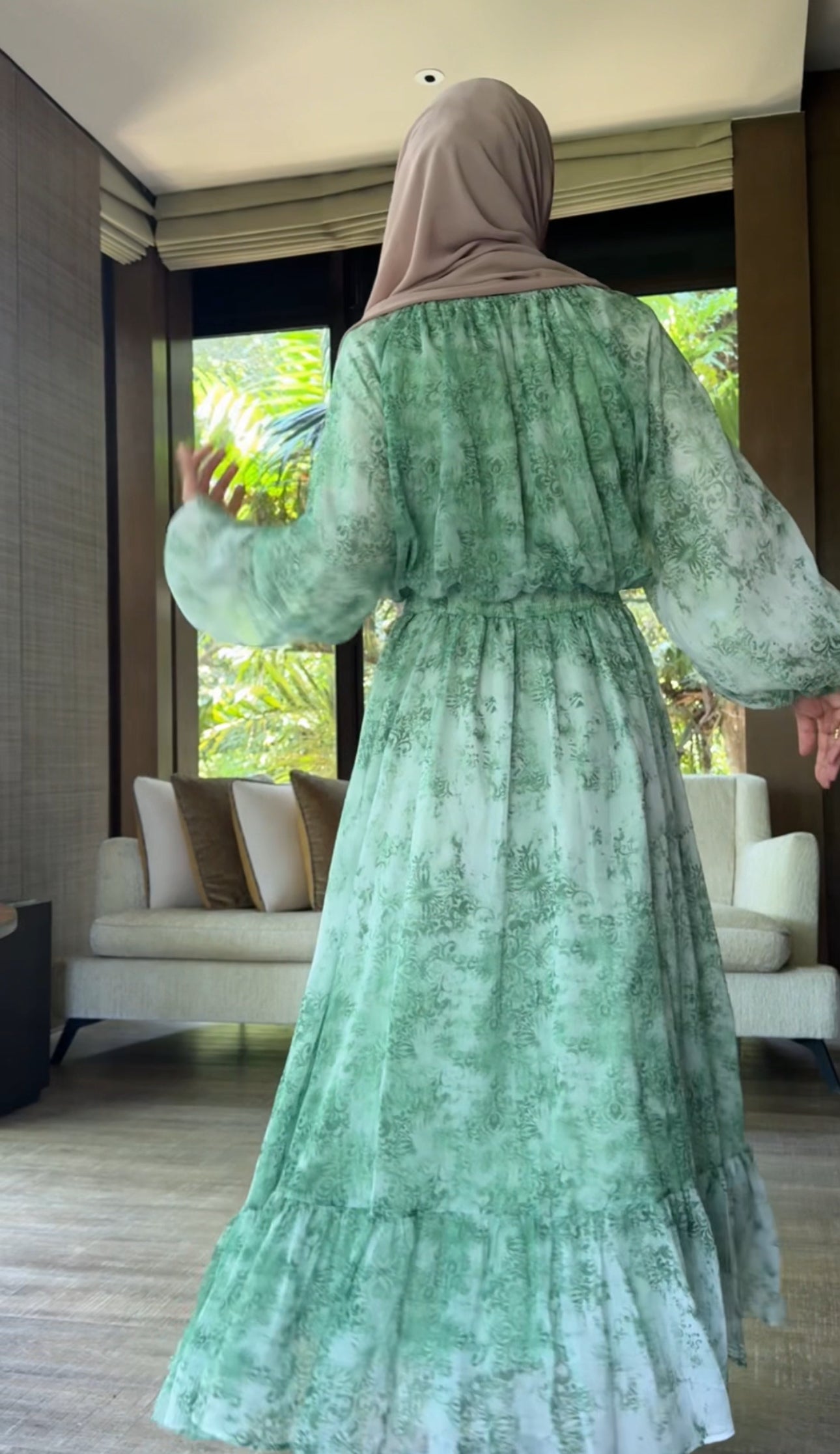 Green flow dress