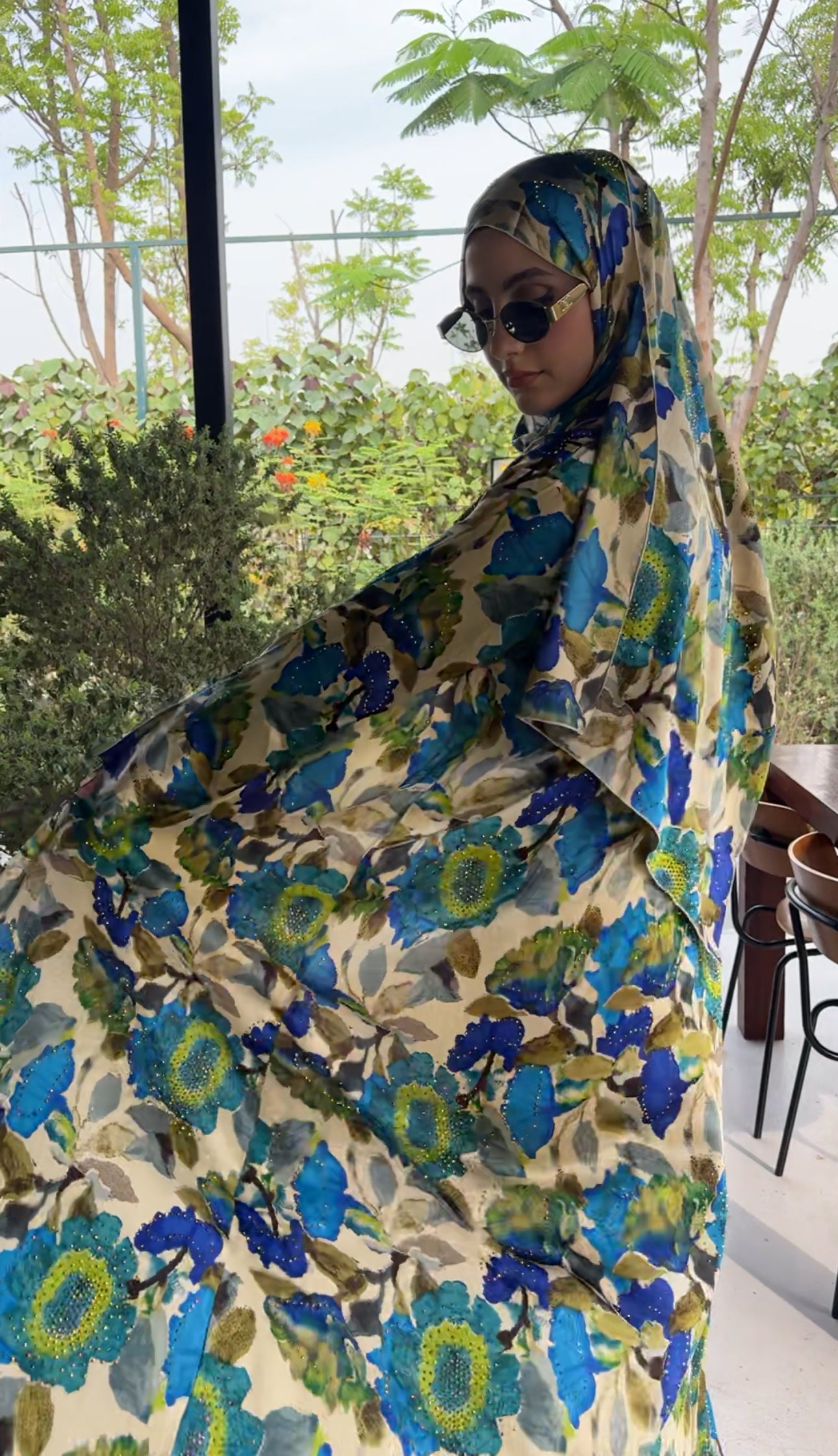 Blue 🦋 floral Abayah with matching scarf