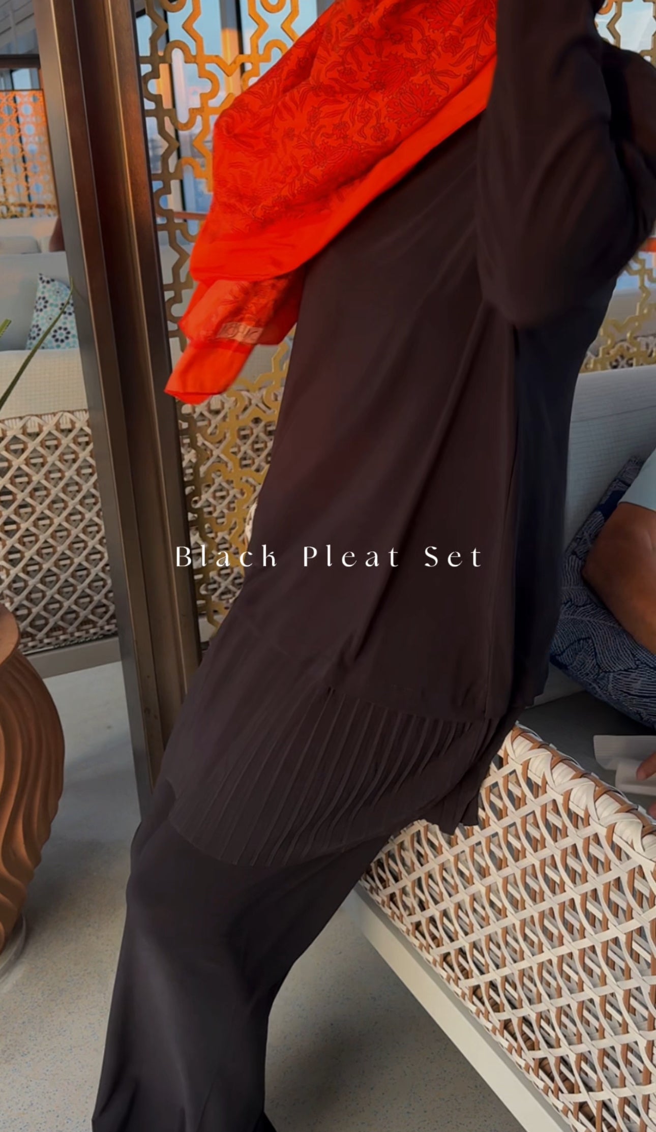 Black pleat stretch fabric set