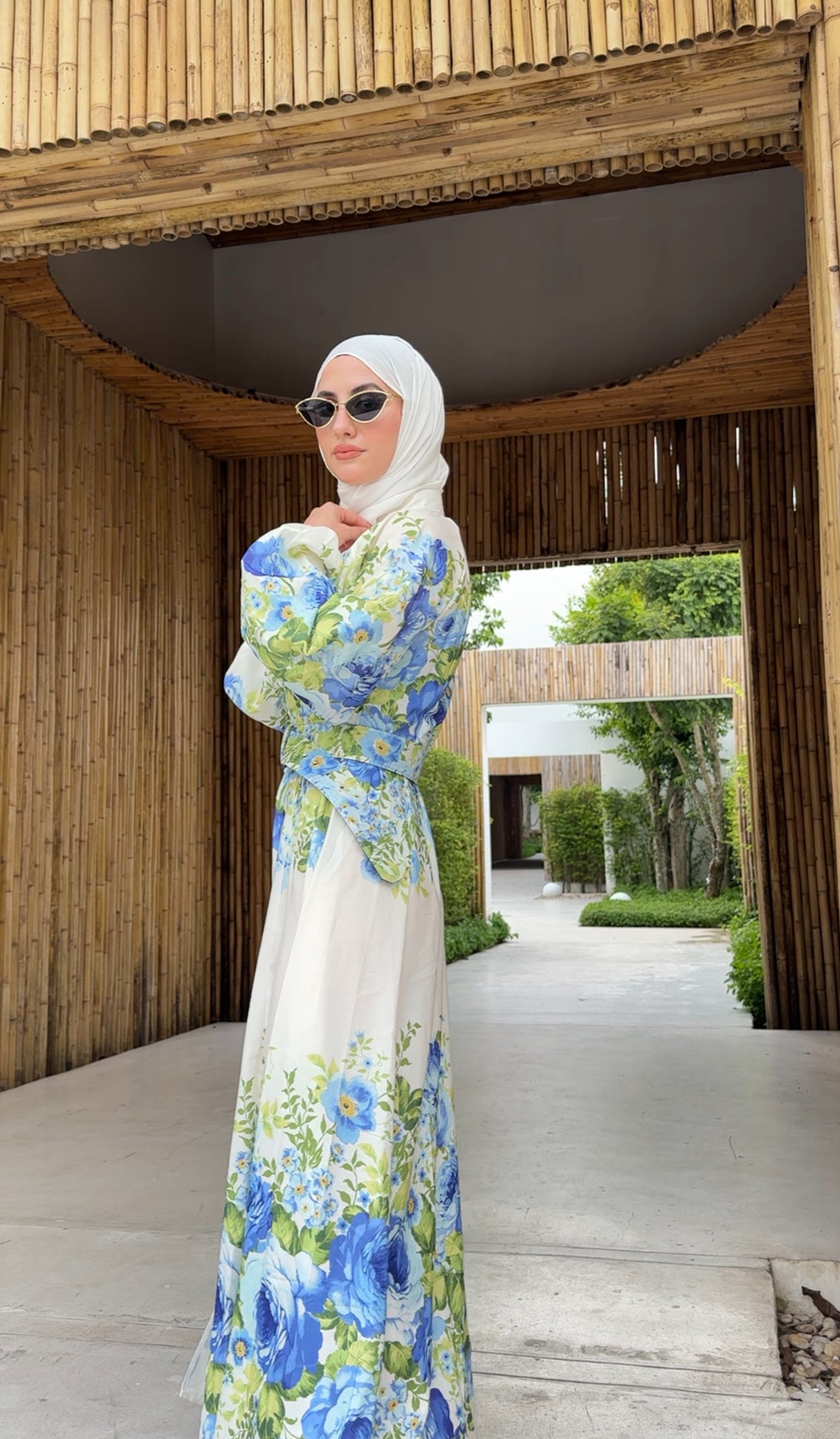 Blue and white floral 🦋 Eid dress