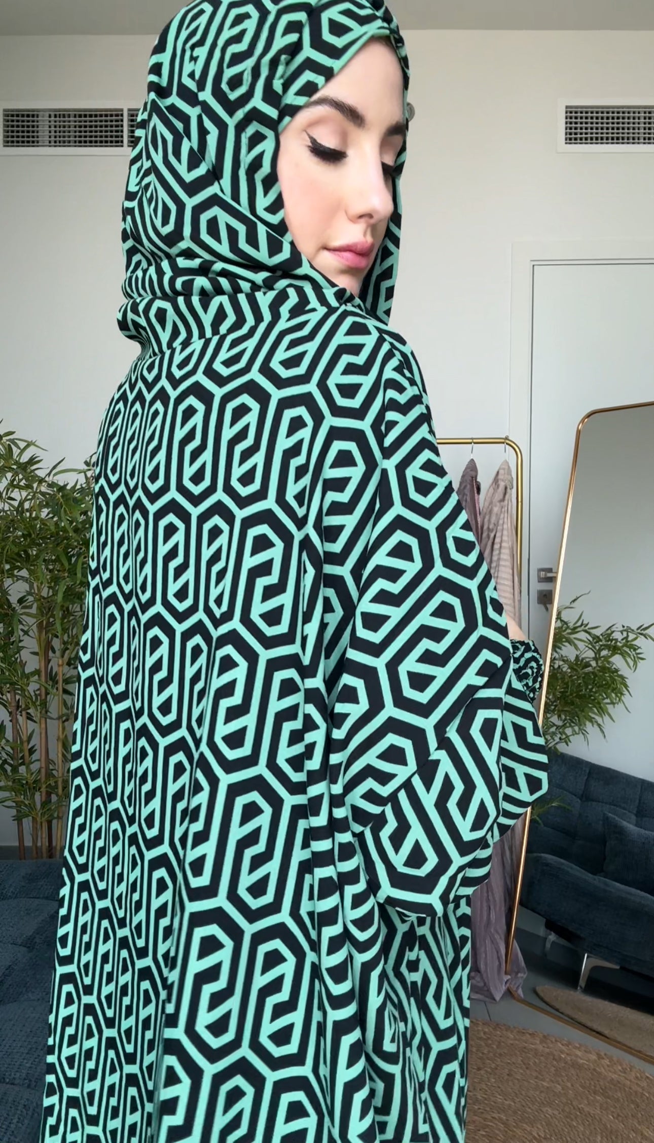 Green with black geometric lines burqa