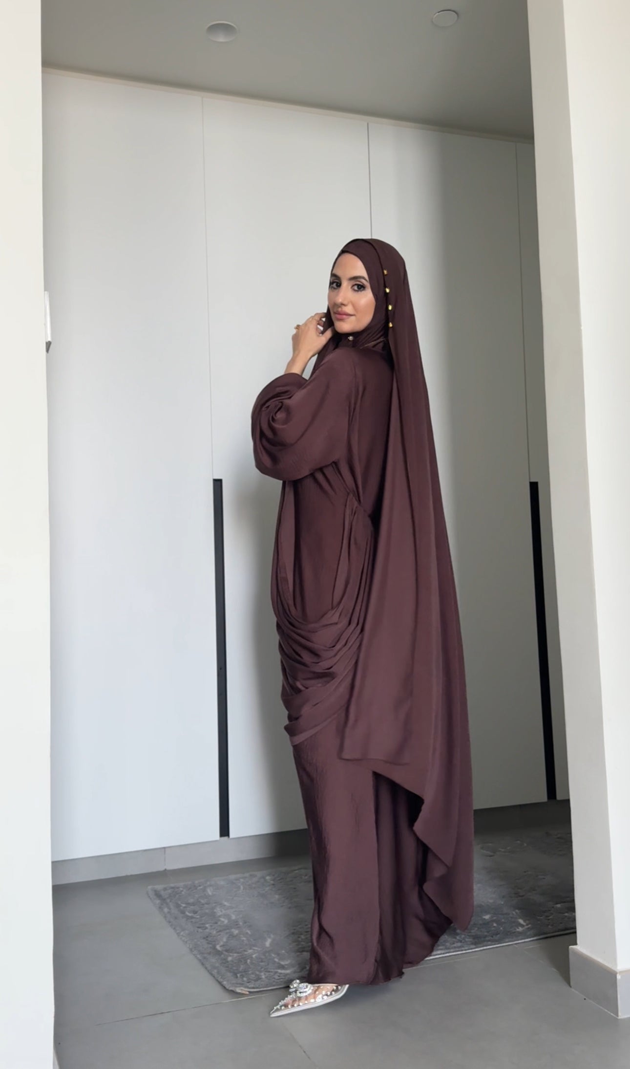 Anna Brown Long Scarf Abayah