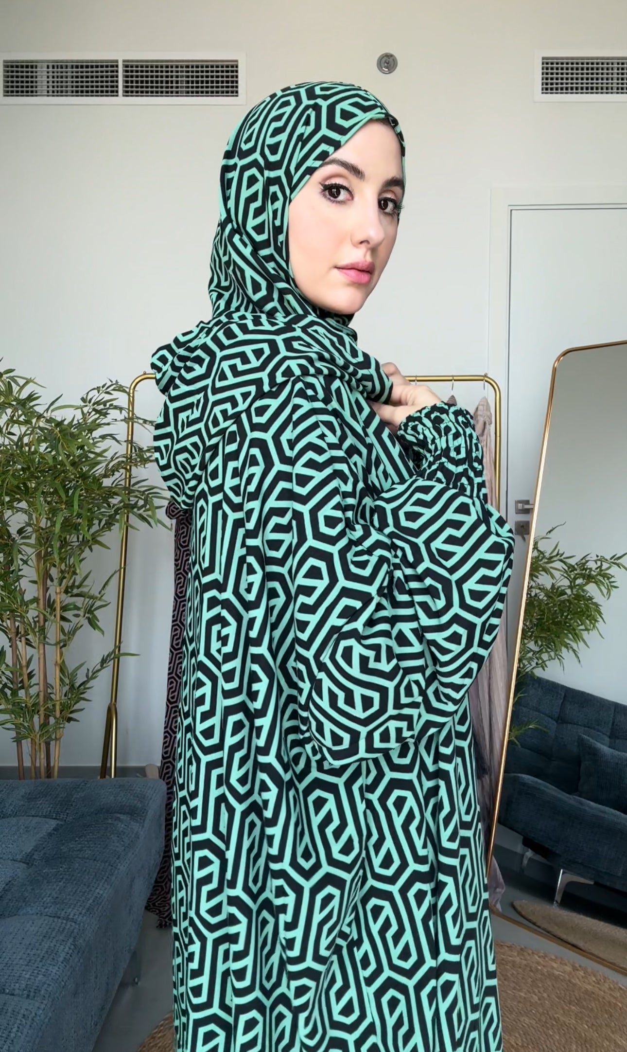 Green with black geometric lines burqa