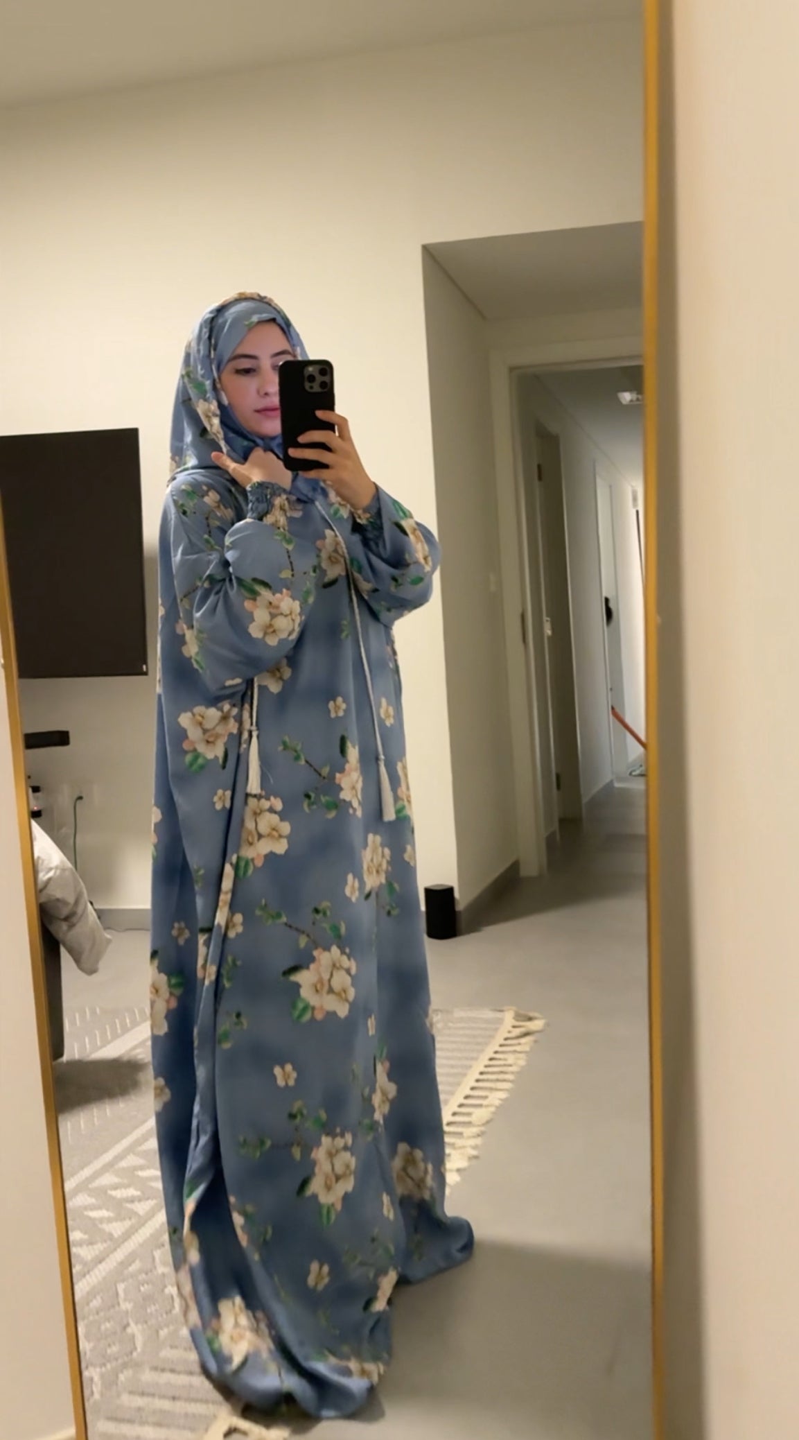 Blue and white orchid burqa