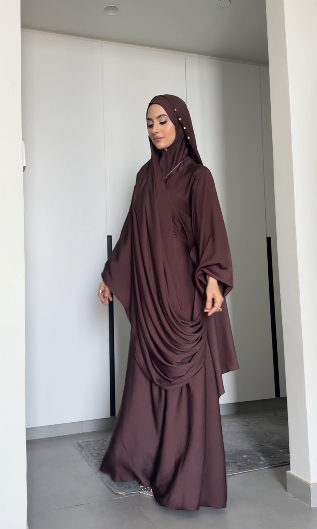 Anna Brown Long Scarf Abayah