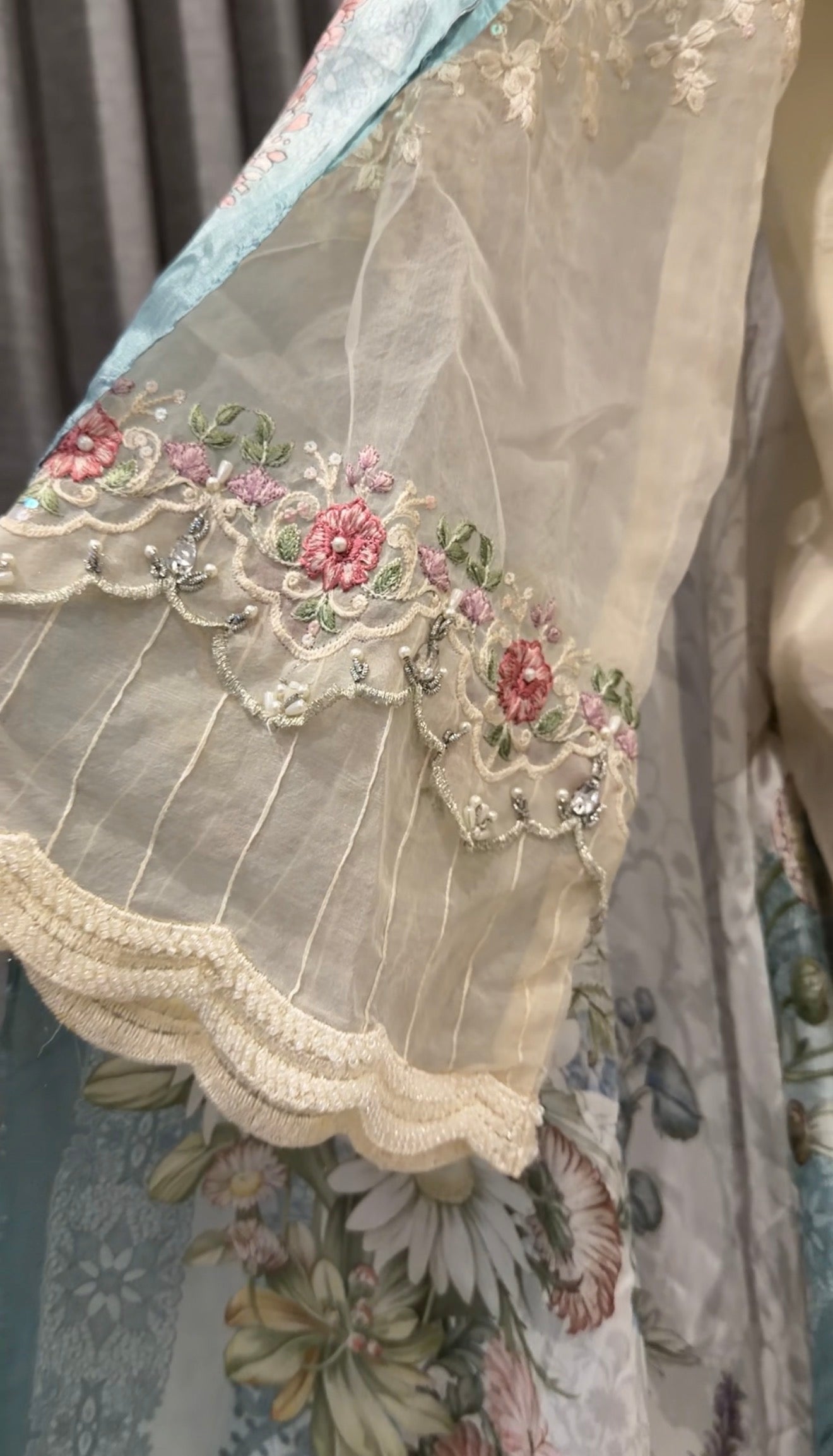 Sari with pants and scarf