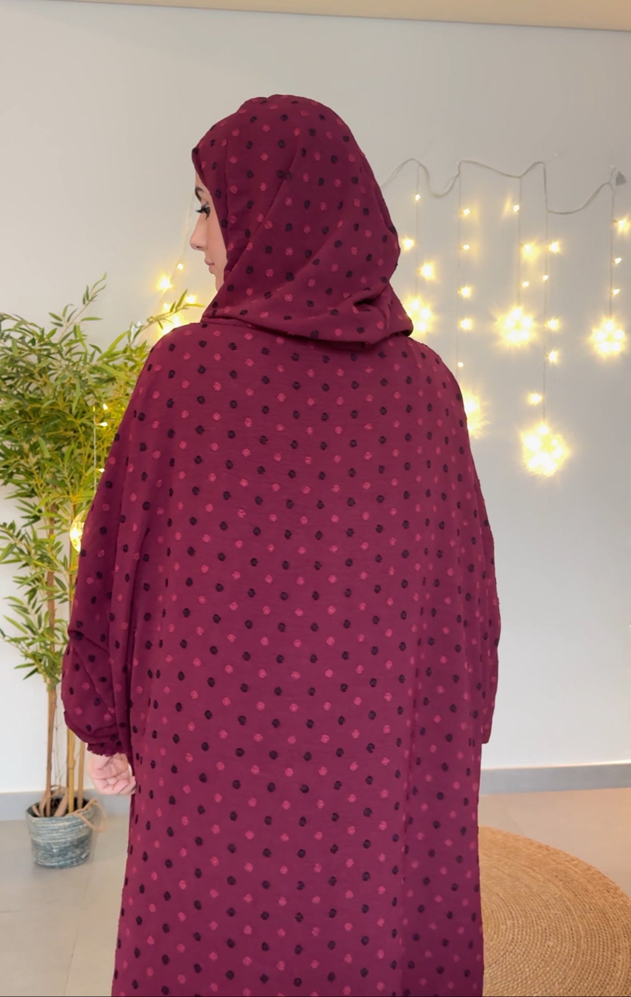 Maroon burqa with black dots