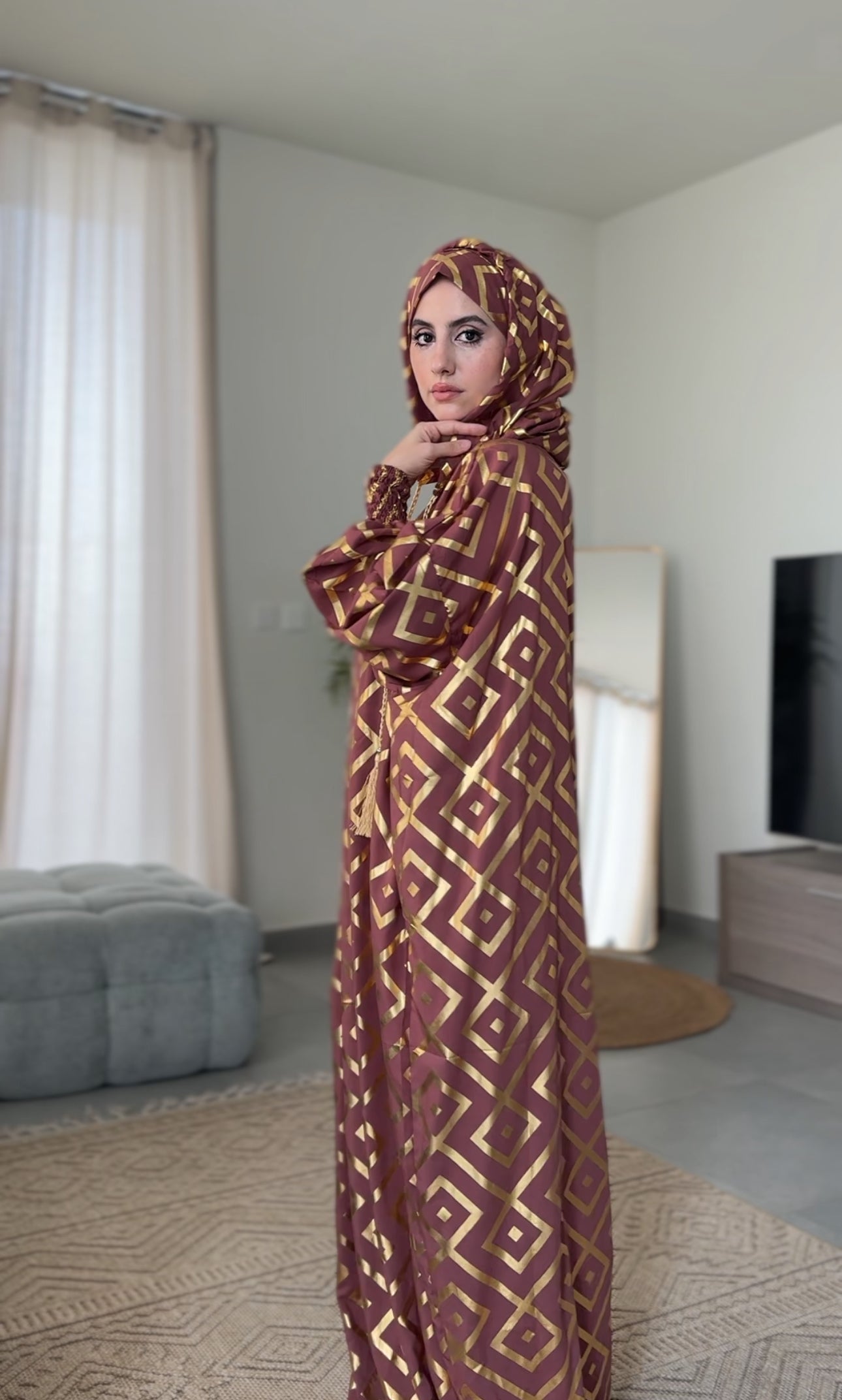 Pinkish brown burqa with gold geometric lines