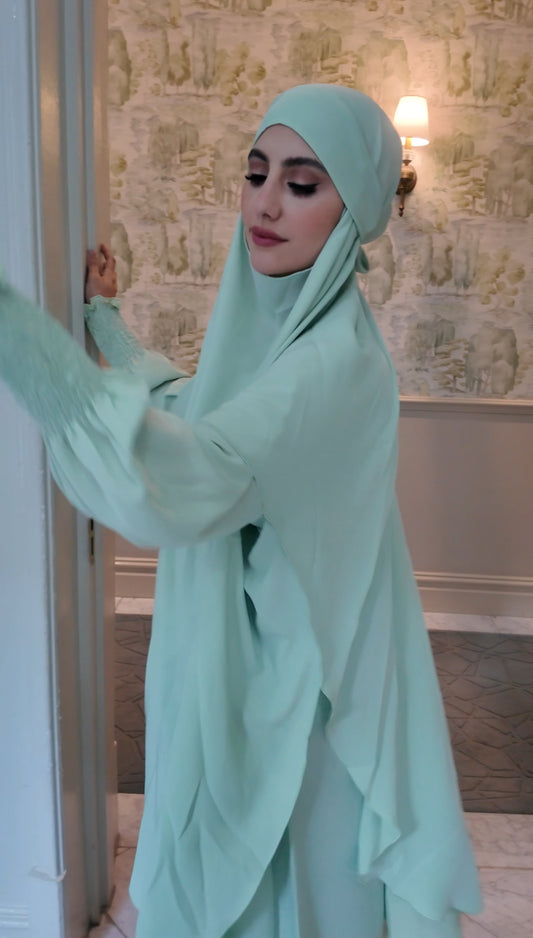 Fresh Green Nada fabric Jilbab with long sleeve inner