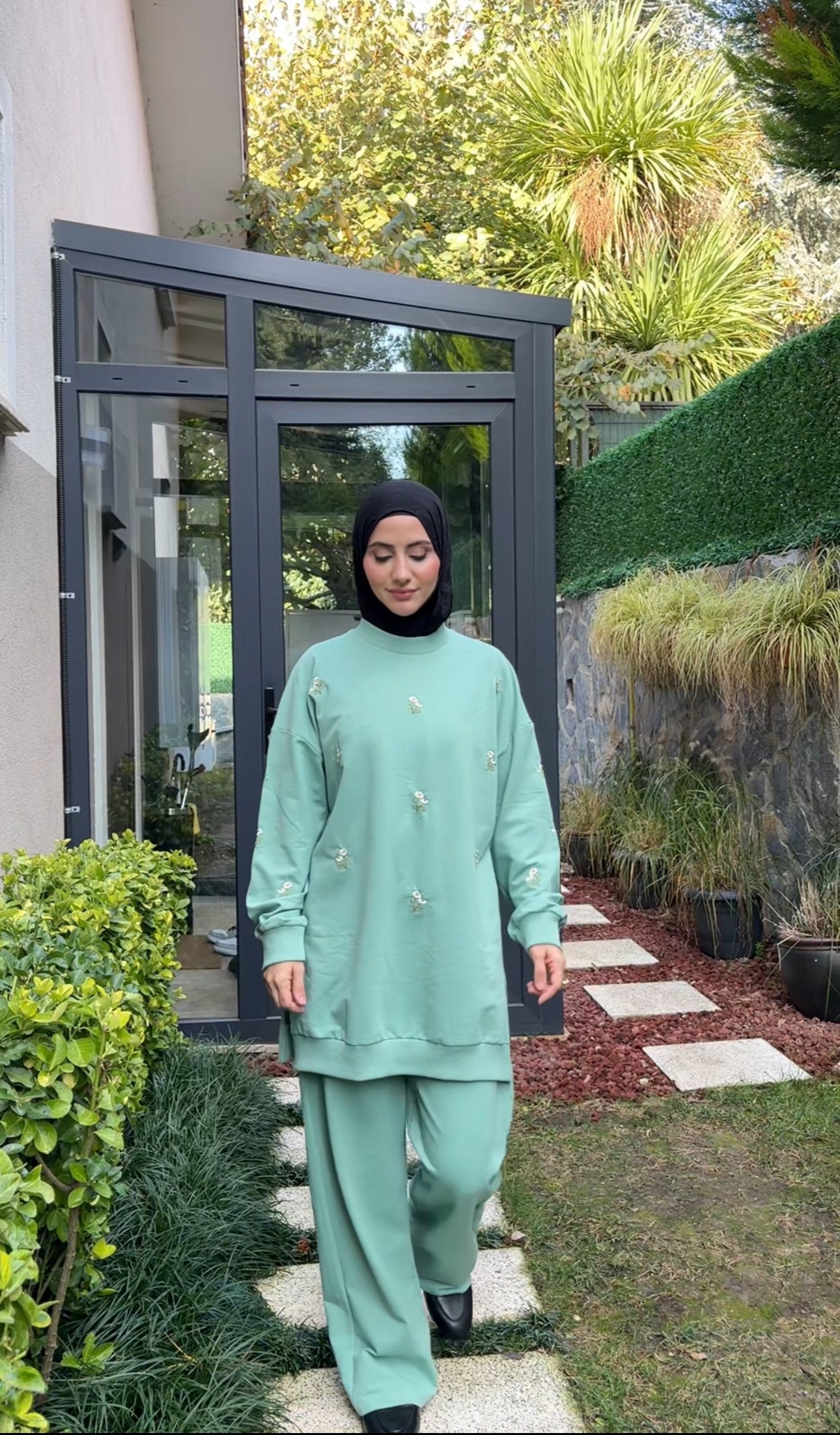 Green Daisy tracksuit set