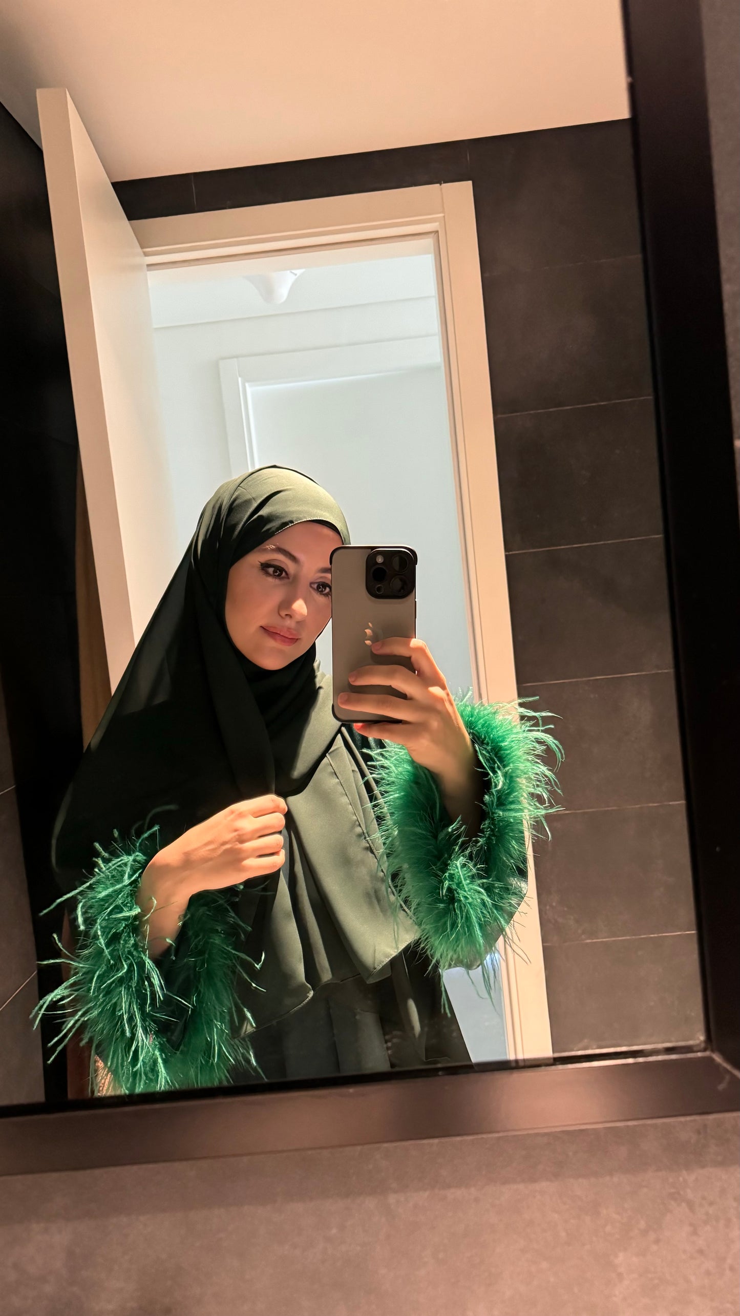 Emerald Green abayah with fur on the sleeve