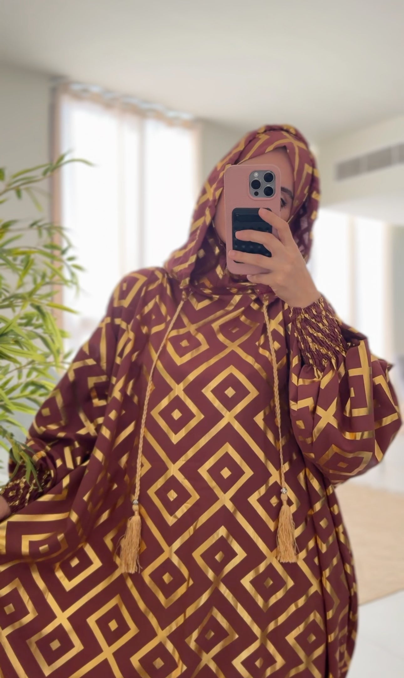 Pinkish brown burqa with gold geometric lines