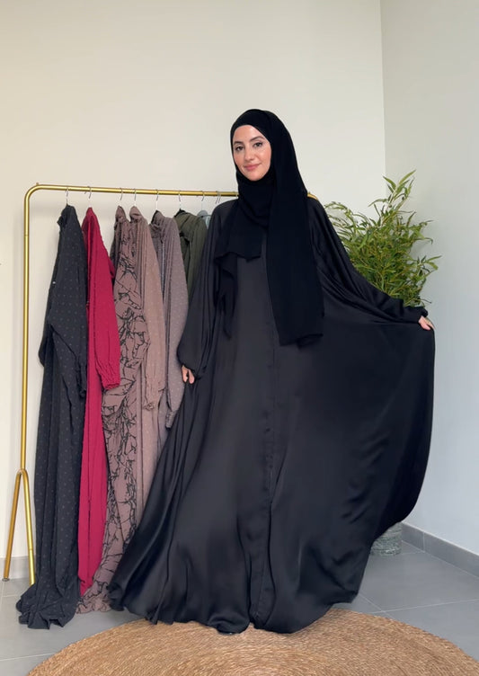 Black flow abayah with attached hijab