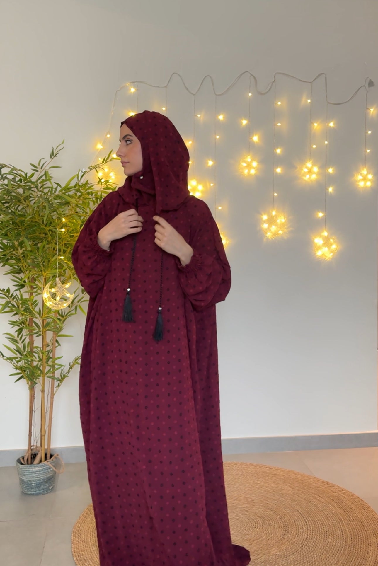 Maroon burqa with black dots